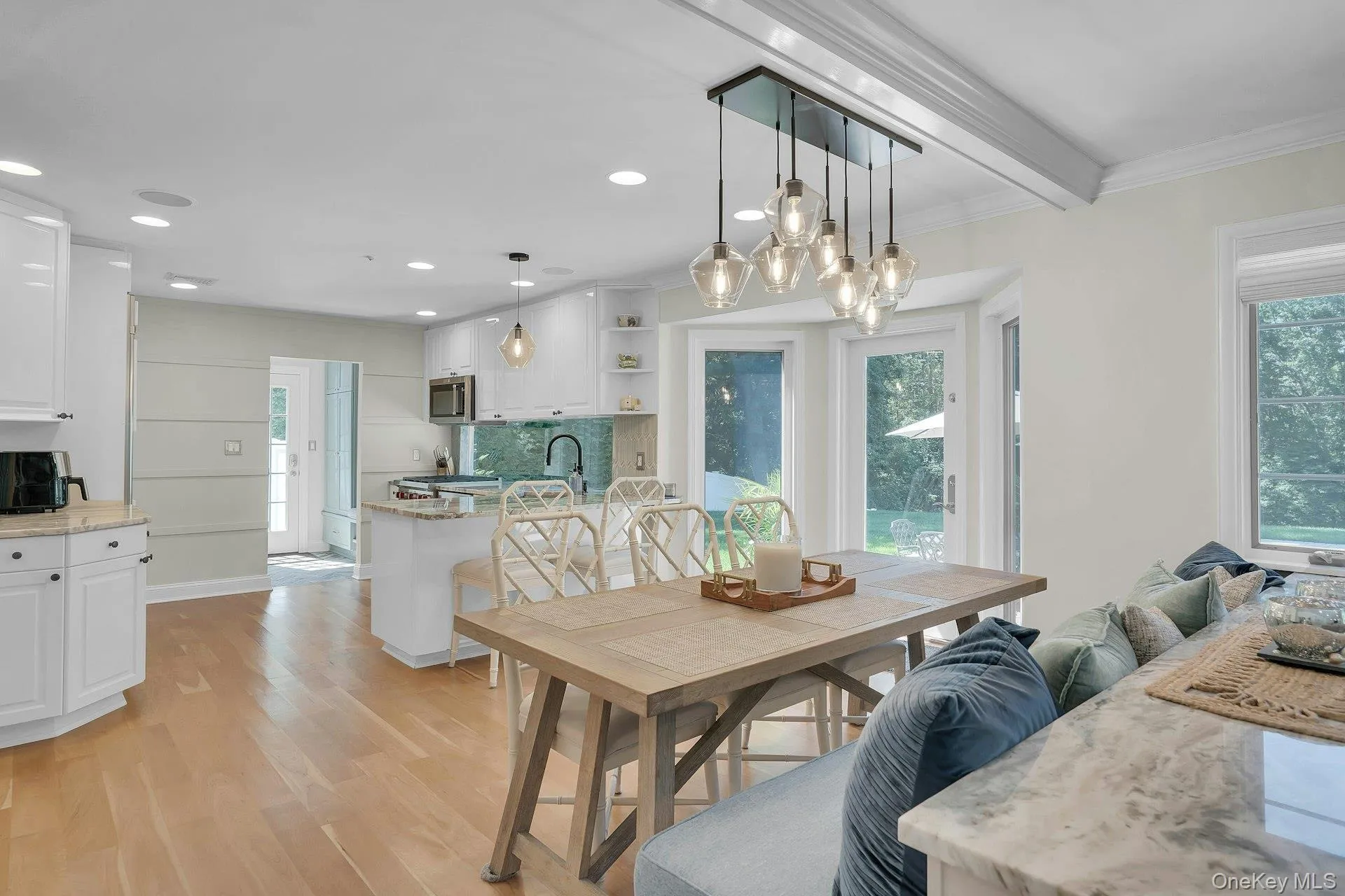 7 Stonehurst Lane, Huntington, NY, 4 Bedrooms Bedrooms, 8 Rooms Rooms,3 BathroomsBathrooms,Residential,For Rent,Stonehurst,0,1049041 7 Stonehurst Lane, Huntington, NY, 4 Bedrooms Bedrooms, 8 Rooms Rooms,3 BathroomsBathrooms,Residential,For Rent,Stonehurst,0,1049041