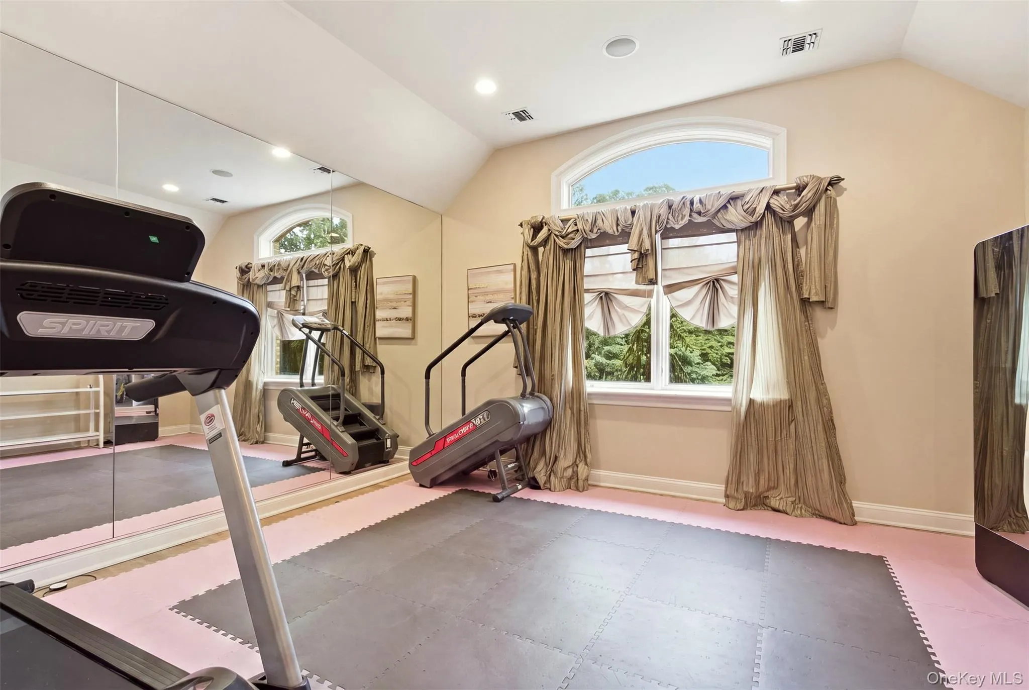 15 Peppermill Lane, Huntington, NY, 5 Bedrooms Bedrooms, 12 Rooms Rooms,5 BathroomsBathrooms,Residential,For Rent,Peppermill,0,1049045 15 Peppermill Lane, Huntington, NY, 5 Bedrooms Bedrooms, 12 Rooms Rooms,5 BathroomsBathrooms,Residential,For Rent,Peppermill,0,1049045