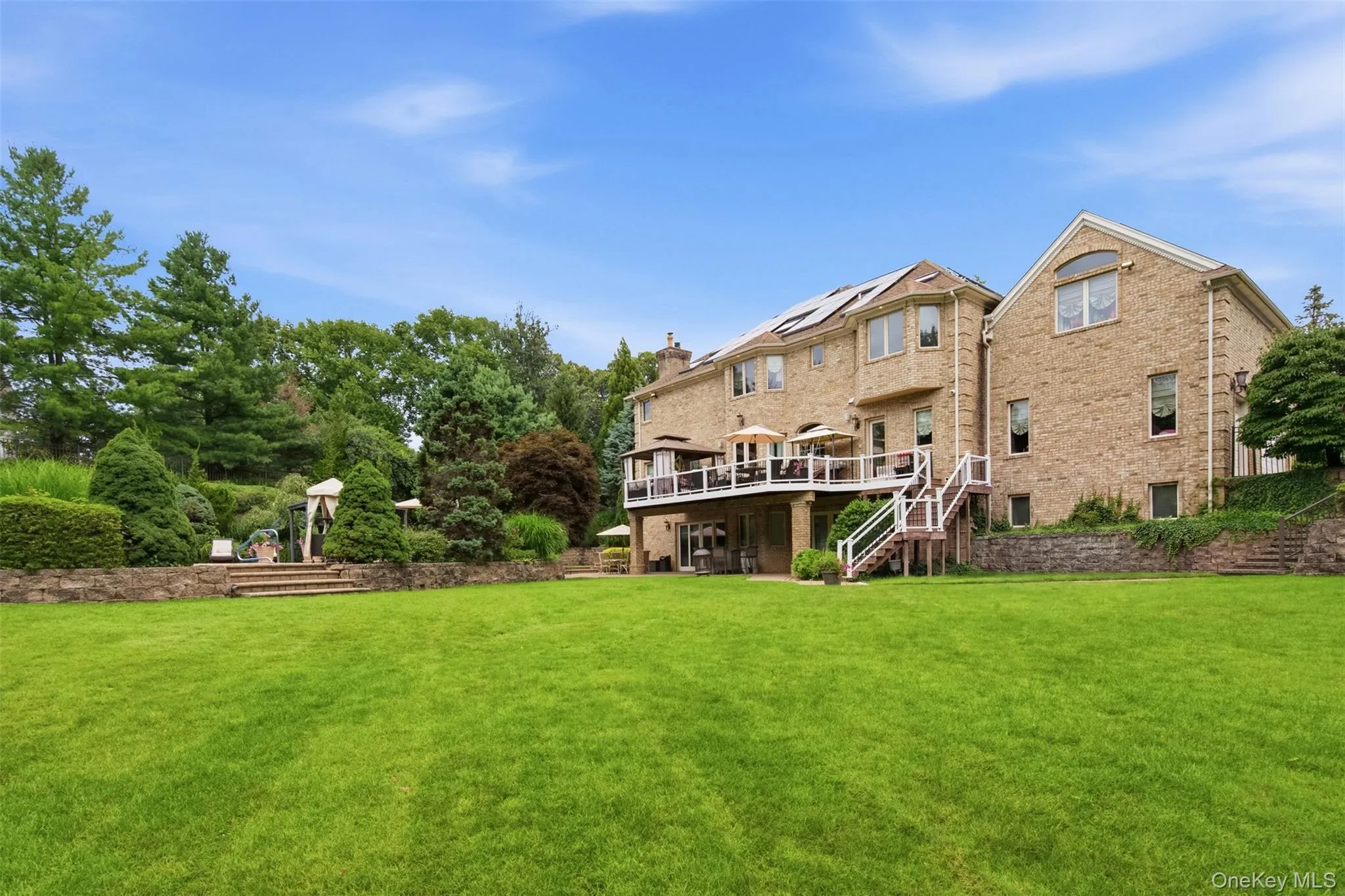 15 Peppermill Lane, Huntington, NY, 5 Bedrooms Bedrooms, 12 Rooms Rooms,5 BathroomsBathrooms,Residential,For Rent,Peppermill,0,1049045 15 Peppermill Lane, Huntington, NY, 5 Bedrooms Bedrooms, 12 Rooms Rooms,5 BathroomsBathrooms,Residential,For Rent,Peppermill,0,1049045