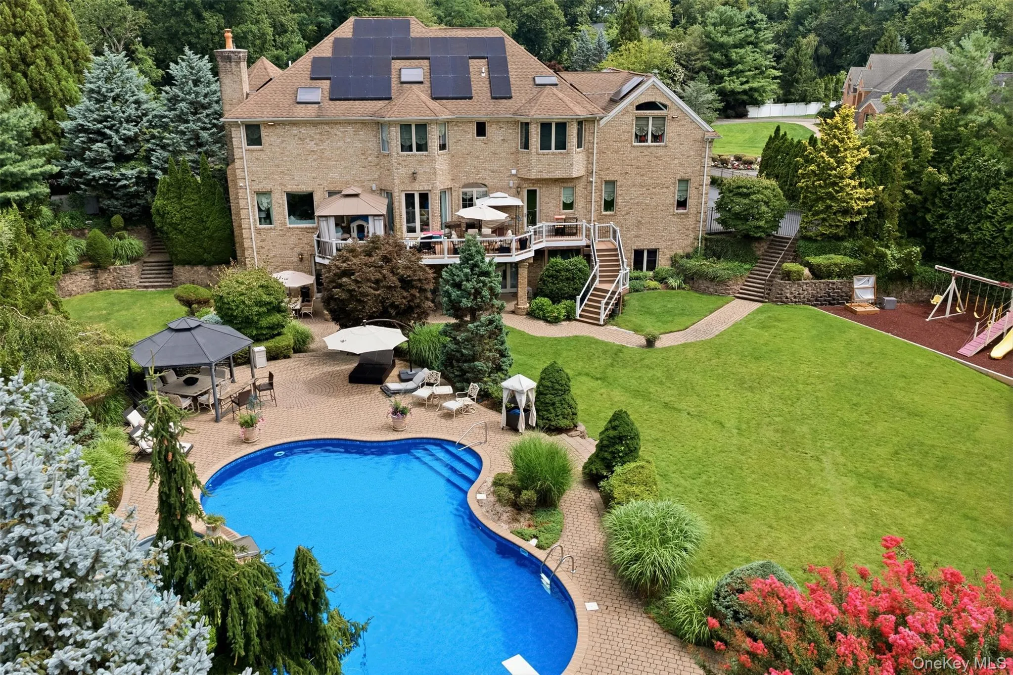 15 Peppermill Lane, Huntington, NY, 5 Bedrooms Bedrooms, 12 Rooms Rooms,5 BathroomsBathrooms,Residential,For Rent,Peppermill,0,1049045 15 Peppermill Lane, Huntington, NY, 5 Bedrooms Bedrooms, 12 Rooms Rooms,5 BathroomsBathrooms,Residential,For Rent,Peppermill,0,1049045