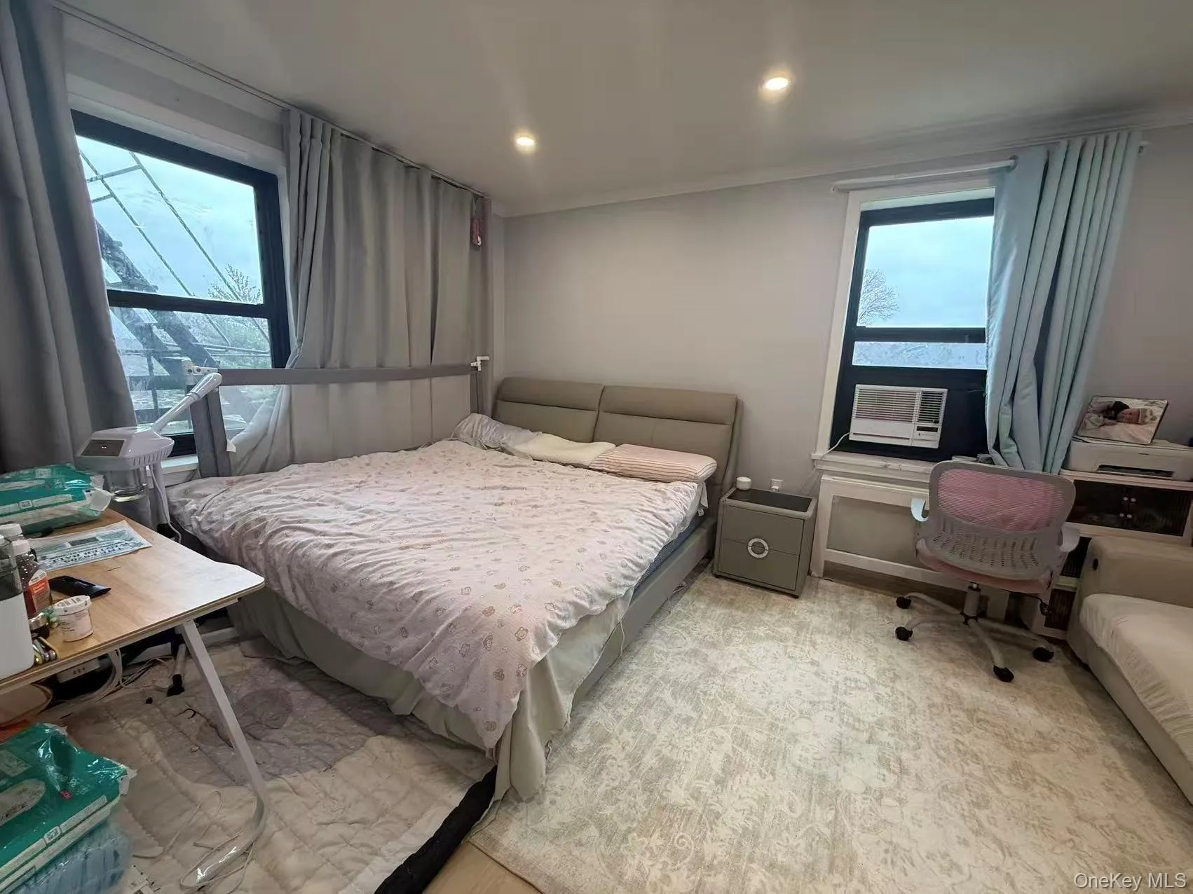 73-63 Bell Blvd, New York, NY, 1 Bedroom Bedrooms, 4 Rooms Rooms,1 BathroomBathrooms,Residential,For Rent,Bell Blvd,0,1049047 73-63 Bell Blvd, New York, NY, 1 Bedroom Bedrooms, 4 Rooms Rooms,1 BathroomBathrooms,Residential,For Rent,Bell Blvd,0,1049047