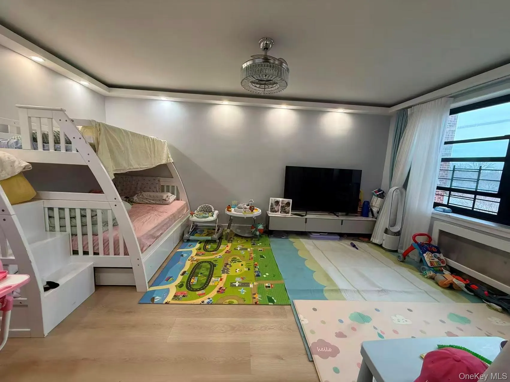 73-63 Bell Blvd, New York, NY, 1 Bedroom Bedrooms, 4 Rooms Rooms,1 BathroomBathrooms,Residential,For Rent,Bell Blvd,0,1049047 73-63 Bell Blvd, New York, NY, 1 Bedroom Bedrooms, 4 Rooms Rooms,1 BathroomBathrooms,Residential,For Rent,Bell Blvd,0,1049047