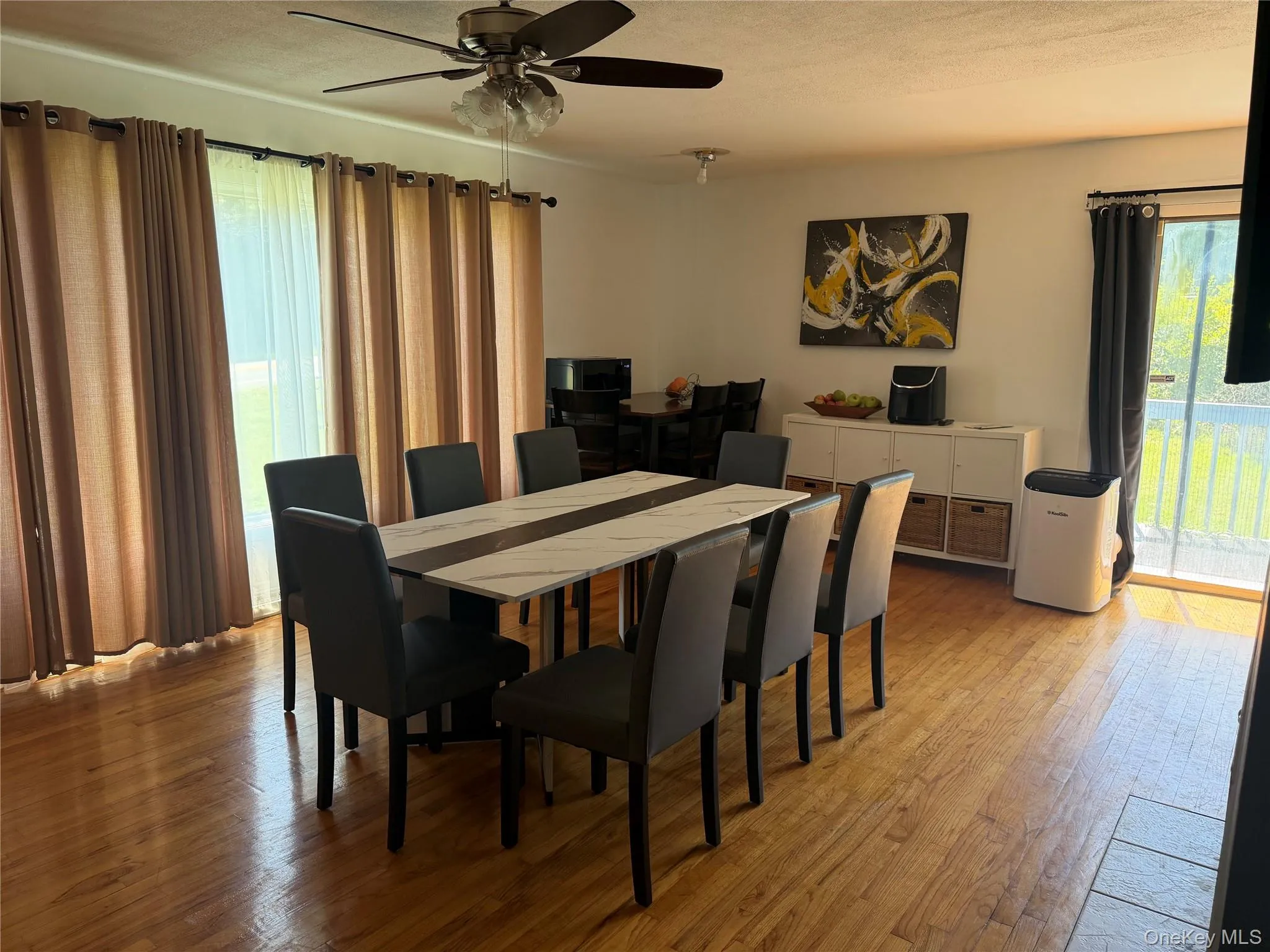 1413 Goshen Turnpike, Middletown, NY, 4 Bedrooms Bedrooms, 6 Rooms Rooms,2 BathroomsBathrooms,Residential,For Rent,Goshen,0,1049053 1413 Goshen Turnpike, Middletown, NY, 4 Bedrooms Bedrooms, 6 Rooms Rooms,2 BathroomsBathrooms,Residential,For Rent,Goshen,0,1049053
