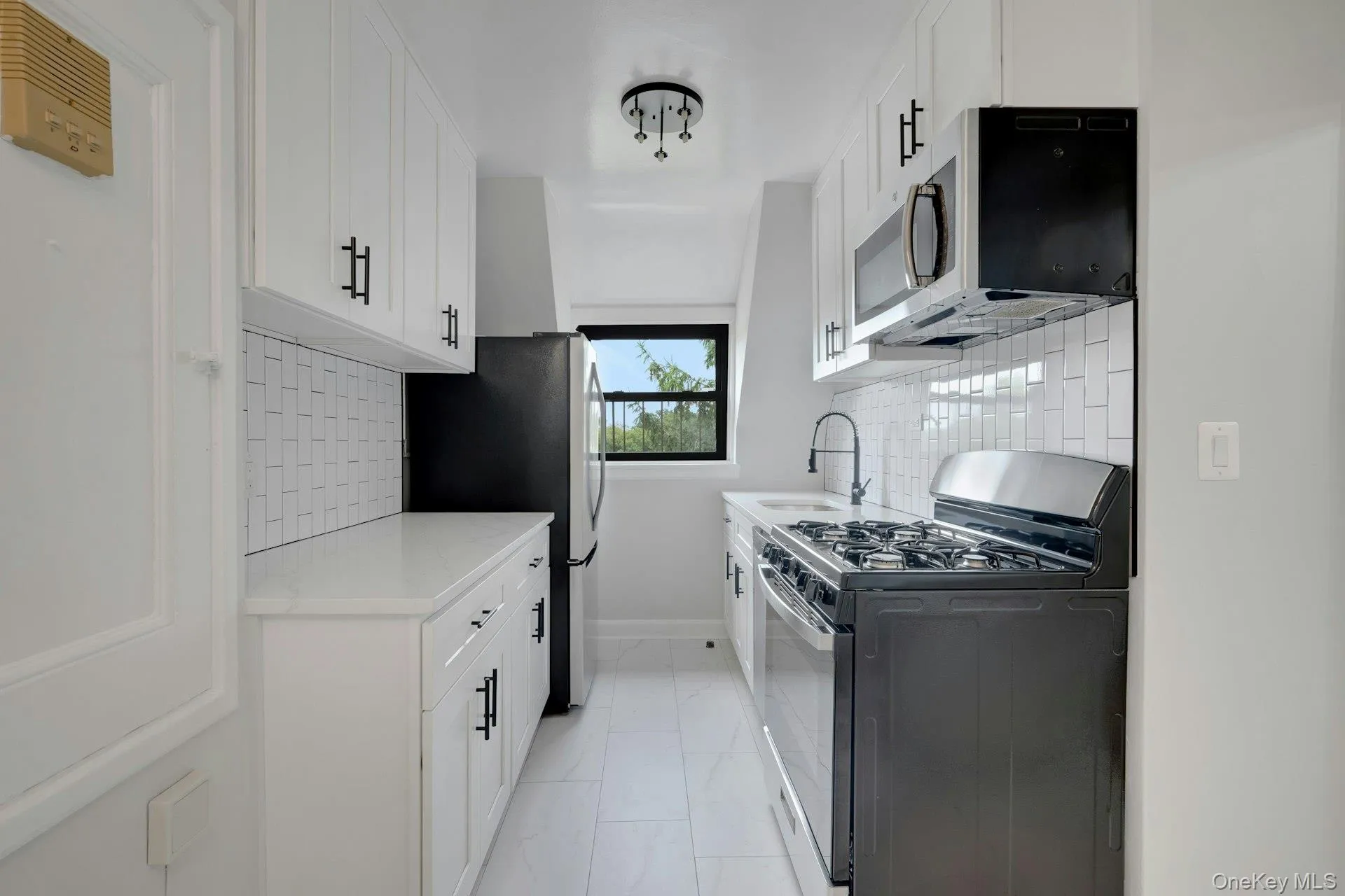 64 kensington Road, Eastchester, NY, 2 Bedrooms Bedrooms, 4 Rooms Rooms,1 BathroomBathrooms,Residential Lease,For Rent,kensington,0,1049060 64 kensington Road, Eastchester, NY, 2 Bedrooms Bedrooms, 4 Rooms Rooms,1 BathroomBathrooms,Residential Lease,For Rent,kensington,0,1049060