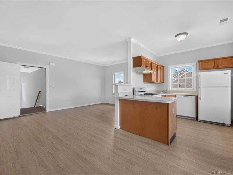 116 High Point Circle, Newburgh (town), NY, 2 Bedrooms Bedrooms, 5 Rooms Rooms,2 BathroomsBathrooms,Residential,For Rent,High Point,0,1049067 116 High Point Circle, Newburgh (town), NY, 2 Bedrooms Bedrooms, 5 Rooms Rooms,2 BathroomsBathrooms,Residential,For Rent,High Point,0,1049067