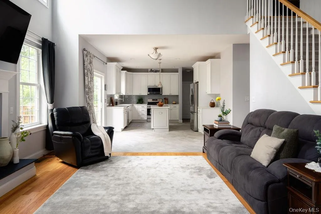 136 Stratford Drive, Poughkeepsie, NY, 4 Bedrooms Bedrooms, 9 Rooms Rooms,3 BathroomsBathrooms,Residential,For Rent,Stratford,0,1049068 136 Stratford Drive, Poughkeepsie, NY, 4 Bedrooms Bedrooms, 9 Rooms Rooms,3 BathroomsBathrooms,Residential,For Rent,Stratford,0,1049068
