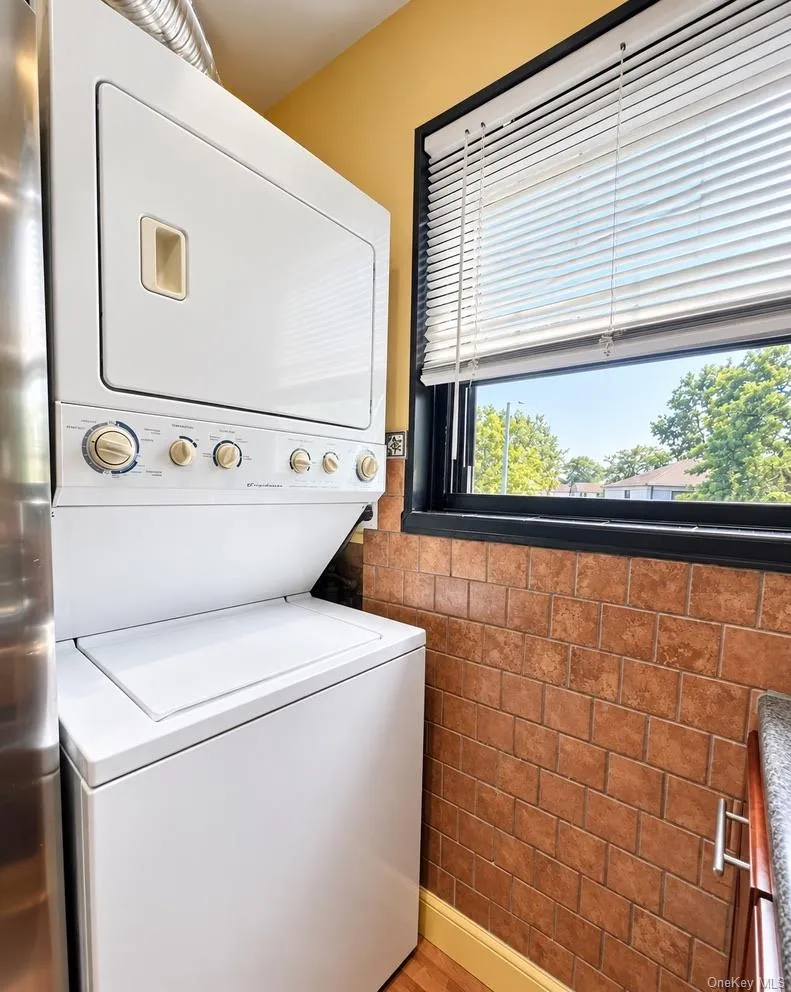 136-73 68th Dr, New York, NY, 1 Bedroom Bedrooms, 4 Rooms Rooms,1 BathroomBathrooms,Residential,For Rent,68th Dr,0,1049071 136-73 68th Dr, New York, NY, 1 Bedroom Bedrooms, 4 Rooms Rooms,1 BathroomBathrooms,Residential,For Rent,68th Dr,0,1049071