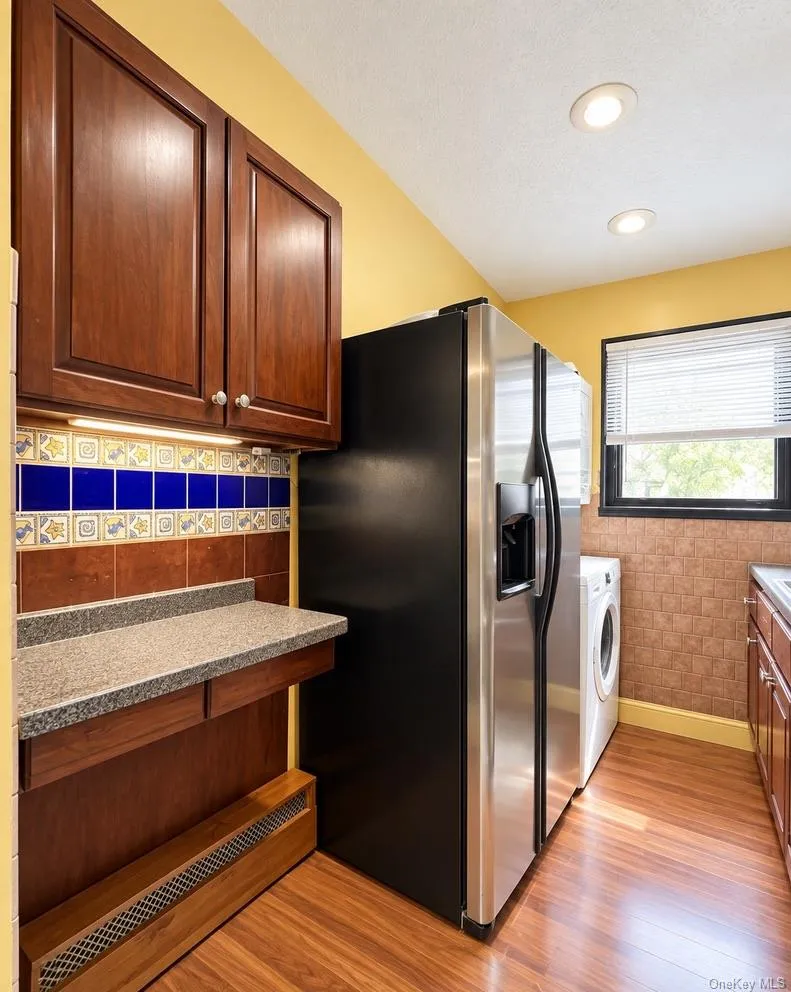 136-73 68th Dr, New York, NY, 1 Bedroom Bedrooms, 4 Rooms Rooms,1 BathroomBathrooms,Residential,For Rent,68th Dr,0,1049071 136-73 68th Dr, New York, NY, 1 Bedroom Bedrooms, 4 Rooms Rooms,1 BathroomBathrooms,Residential,For Rent,68th Dr,0,1049071