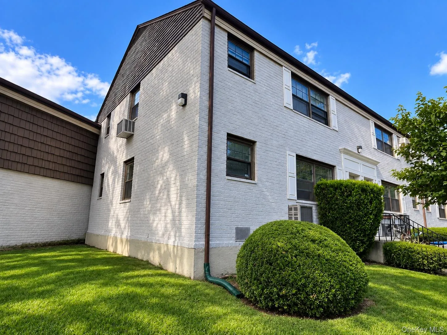 136-73 68th Dr, New York, NY, 1 Bedroom Bedrooms, 4 Rooms Rooms,1 BathroomBathrooms,Residential,For Rent,68th Dr,0,1049071 136-73 68th Dr, New York, NY, 1 Bedroom Bedrooms, 4 Rooms Rooms,1 BathroomBathrooms,Residential,For Rent,68th Dr,0,1049071