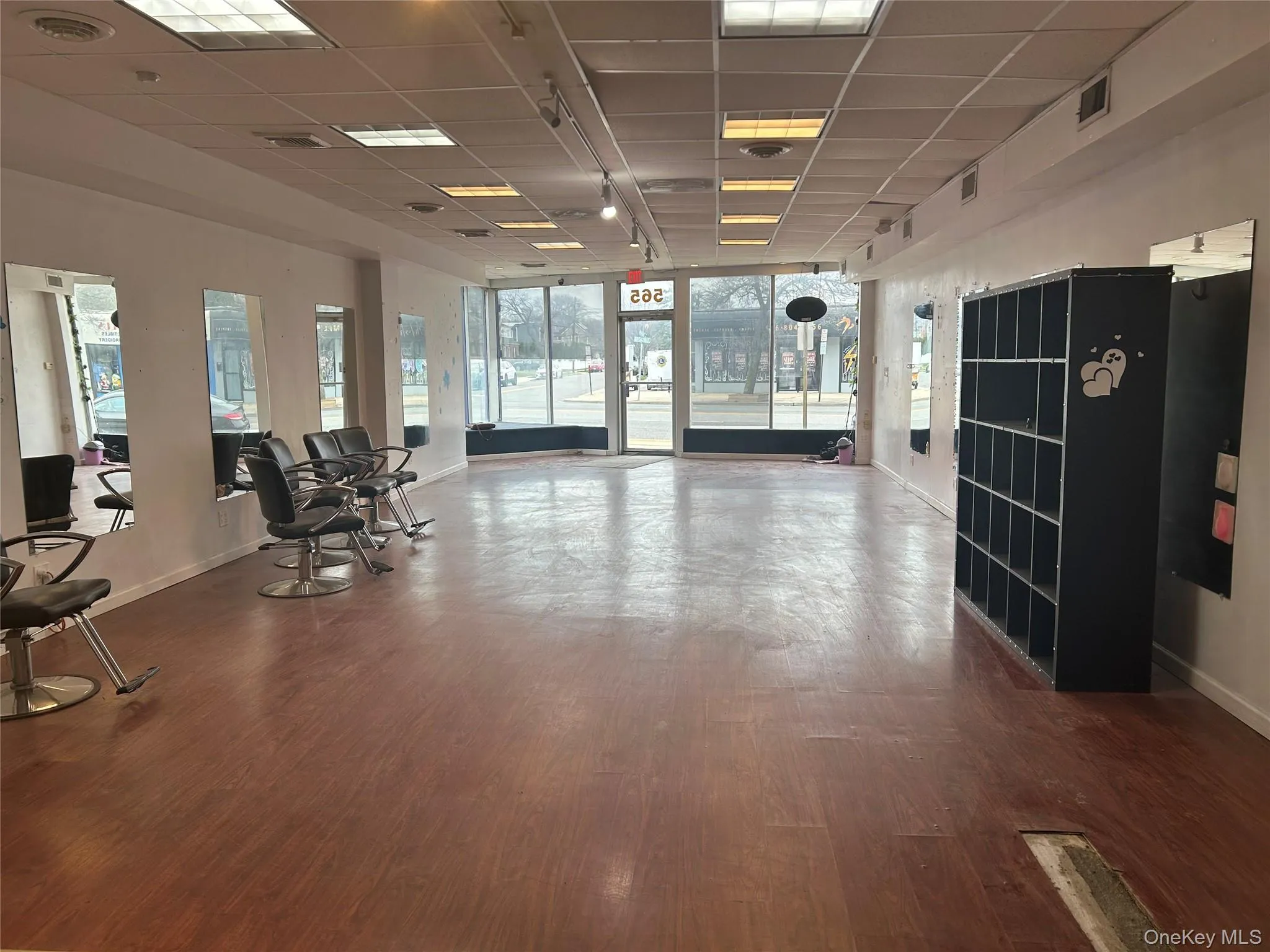 565 Broadway, Oyster Bay, NY, ,Commercial Lease,For Rent,Broadway,0,1049076 565 Broadway, Oyster Bay, NY, ,Commercial Lease,For Rent,Broadway,0,1049076