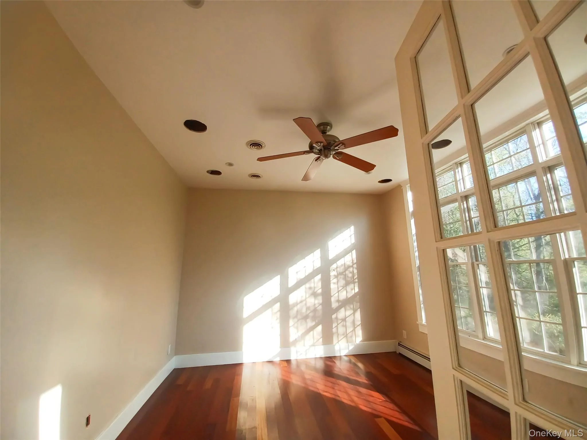 11 Hedges Road, Warwick (town), NY, 5 Bedrooms Bedrooms, 10 Rooms Rooms,3 BathroomsBathrooms,Residential,For Rent,Hedges,0,1049078 11 Hedges Road, Warwick (town), NY, 5 Bedrooms Bedrooms, 10 Rooms Rooms,3 BathroomsBathrooms,Residential,For Rent,Hedges,0,1049078