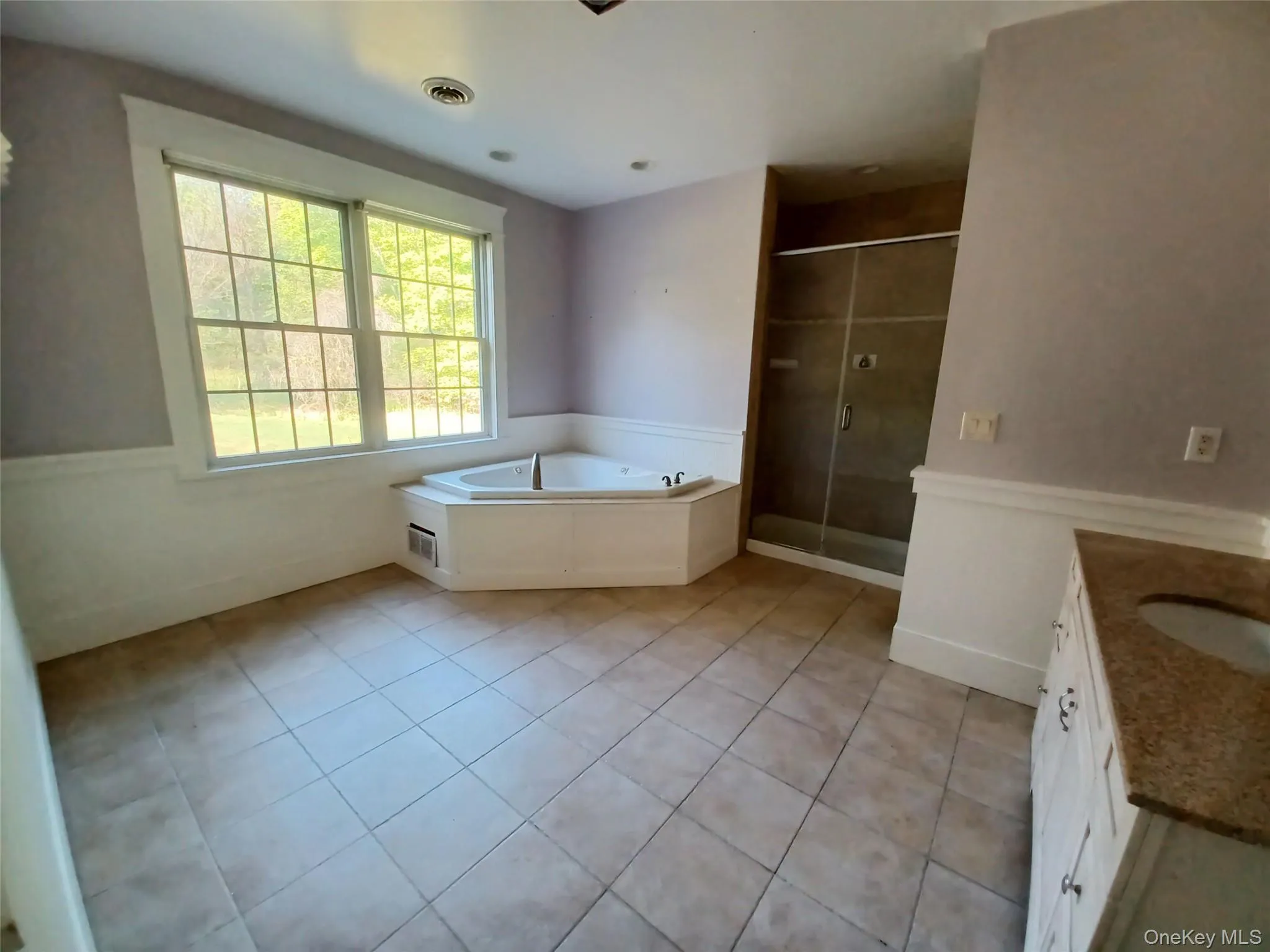 11 Hedges Road, Warwick (town), NY, 5 Bedrooms Bedrooms, 10 Rooms Rooms,3 BathroomsBathrooms,Residential,For Rent,Hedges,0,1049078 11 Hedges Road, Warwick (town), NY, 5 Bedrooms Bedrooms, 10 Rooms Rooms,3 BathroomsBathrooms,Residential,For Rent,Hedges,0,1049078