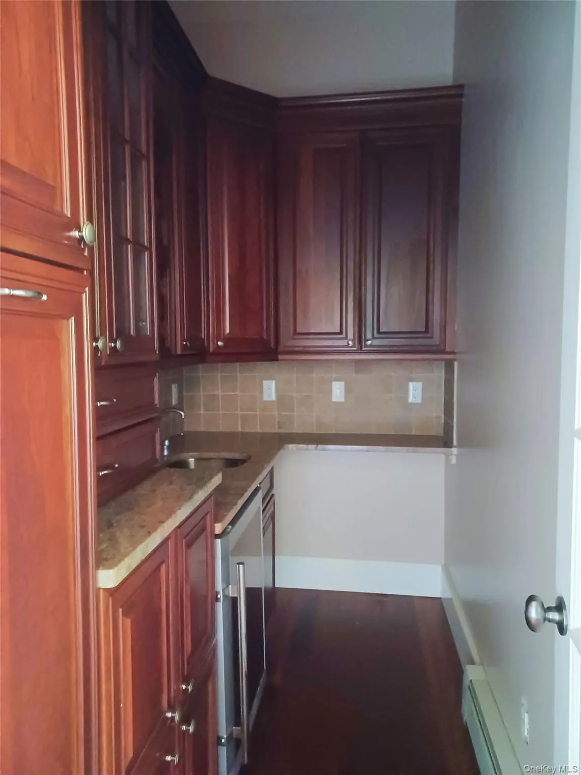 11 Hedges Road, Warwick (town), NY, 5 Bedrooms Bedrooms, 10 Rooms Rooms,3 BathroomsBathrooms,Residential,For Rent,Hedges,0,1049078 11 Hedges Road, Warwick (town), NY, 5 Bedrooms Bedrooms, 10 Rooms Rooms,3 BathroomsBathrooms,Residential,For Rent,Hedges,0,1049078