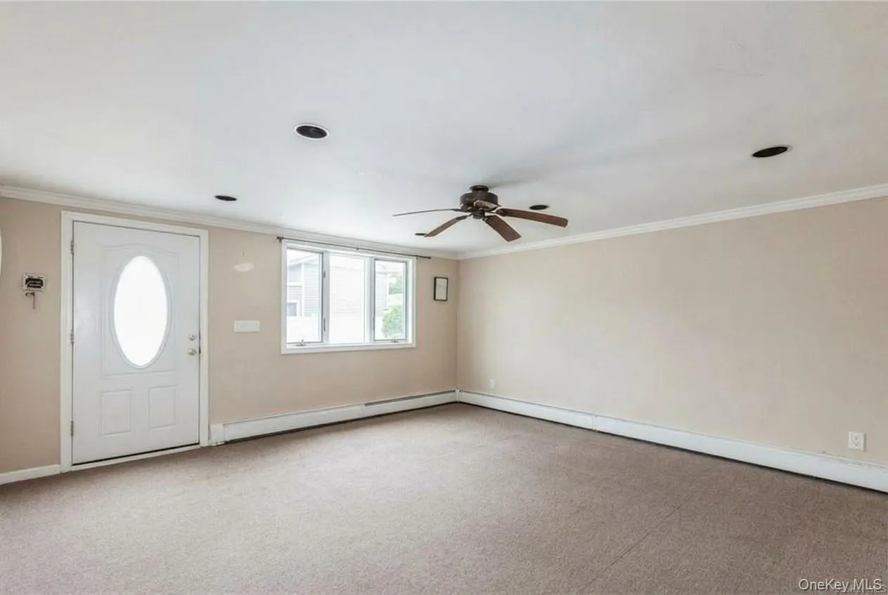 3955 South Street, Hempstead, NY, 2 Bedrooms Bedrooms, 7 Rooms Rooms,2 BathroomsBathrooms,Residential,For Rent,South,0,1049081 3955 South Street, Hempstead, NY, 2 Bedrooms Bedrooms, 7 Rooms Rooms,2 BathroomsBathrooms,Residential,For Rent,South,0,1049081
