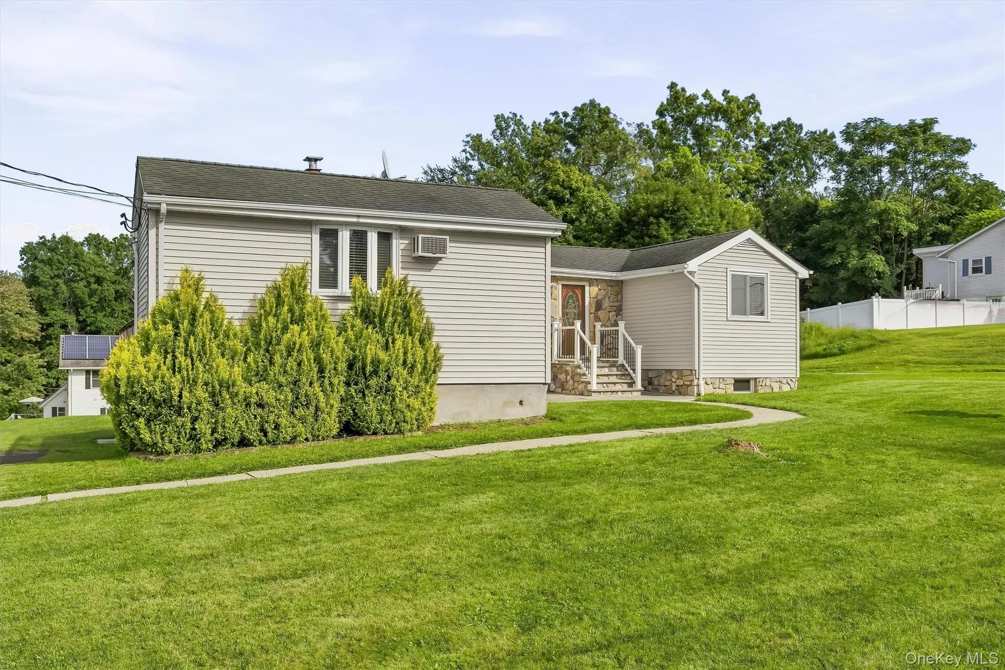 48 Lake Side Drive, New Windsor, NY, 3 Bedrooms Bedrooms, 5 Rooms Rooms,2 BathroomsBathrooms,Residential,For Rent,Lake Side,0,1049082 48 Lake Side Drive, New Windsor, NY, 3 Bedrooms Bedrooms, 5 Rooms Rooms,2 BathroomsBathrooms,Residential,For Rent,Lake Side,0,1049082