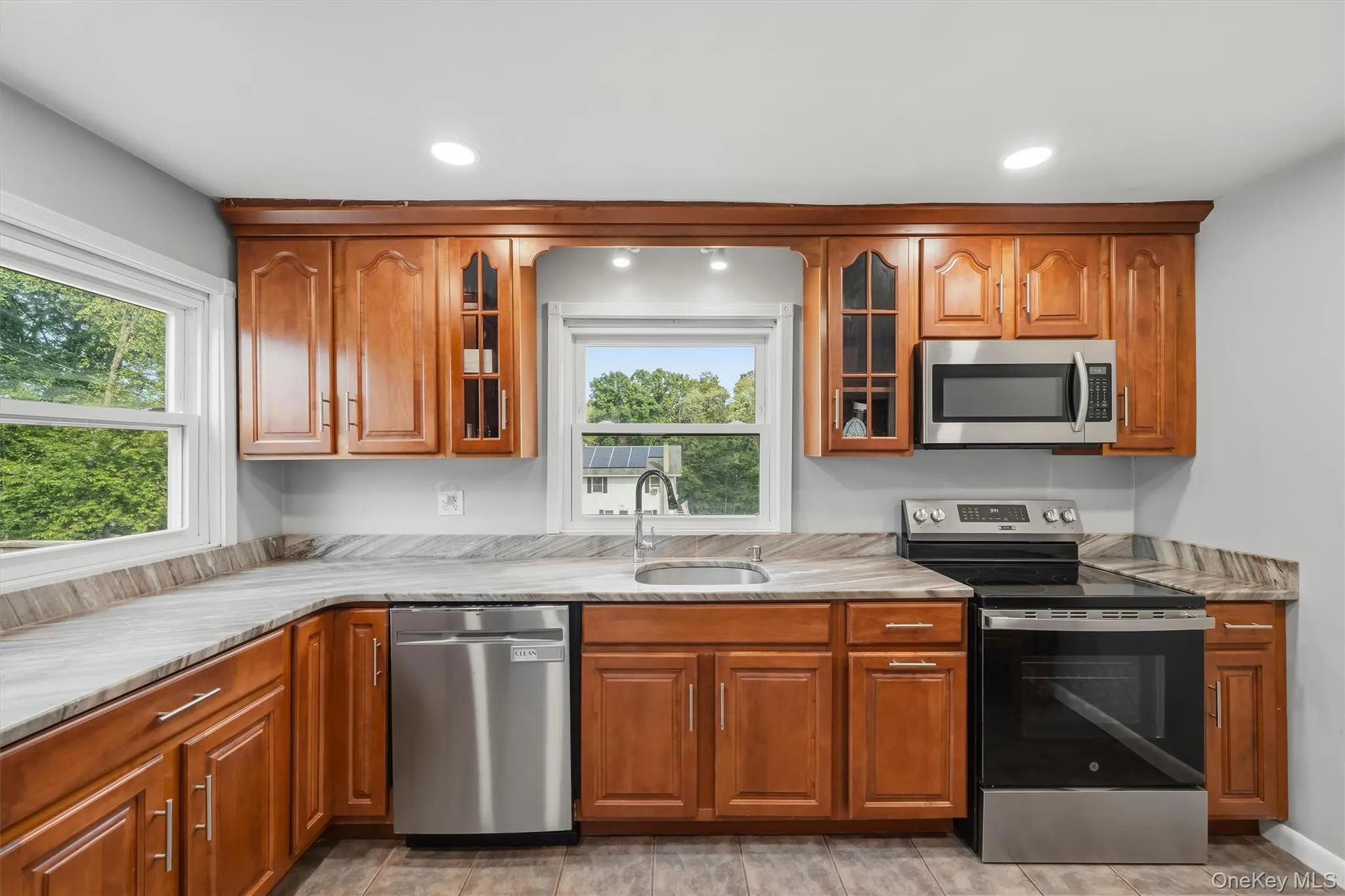 48 Lake Side Drive, New Windsor, NY, 3 Bedrooms Bedrooms, 5 Rooms Rooms,2 BathroomsBathrooms,Residential,For Rent,Lake Side,0,1049082 48 Lake Side Drive, New Windsor, NY, 3 Bedrooms Bedrooms, 5 Rooms Rooms,2 BathroomsBathrooms,Residential,For Rent,Lake Side,0,1049082