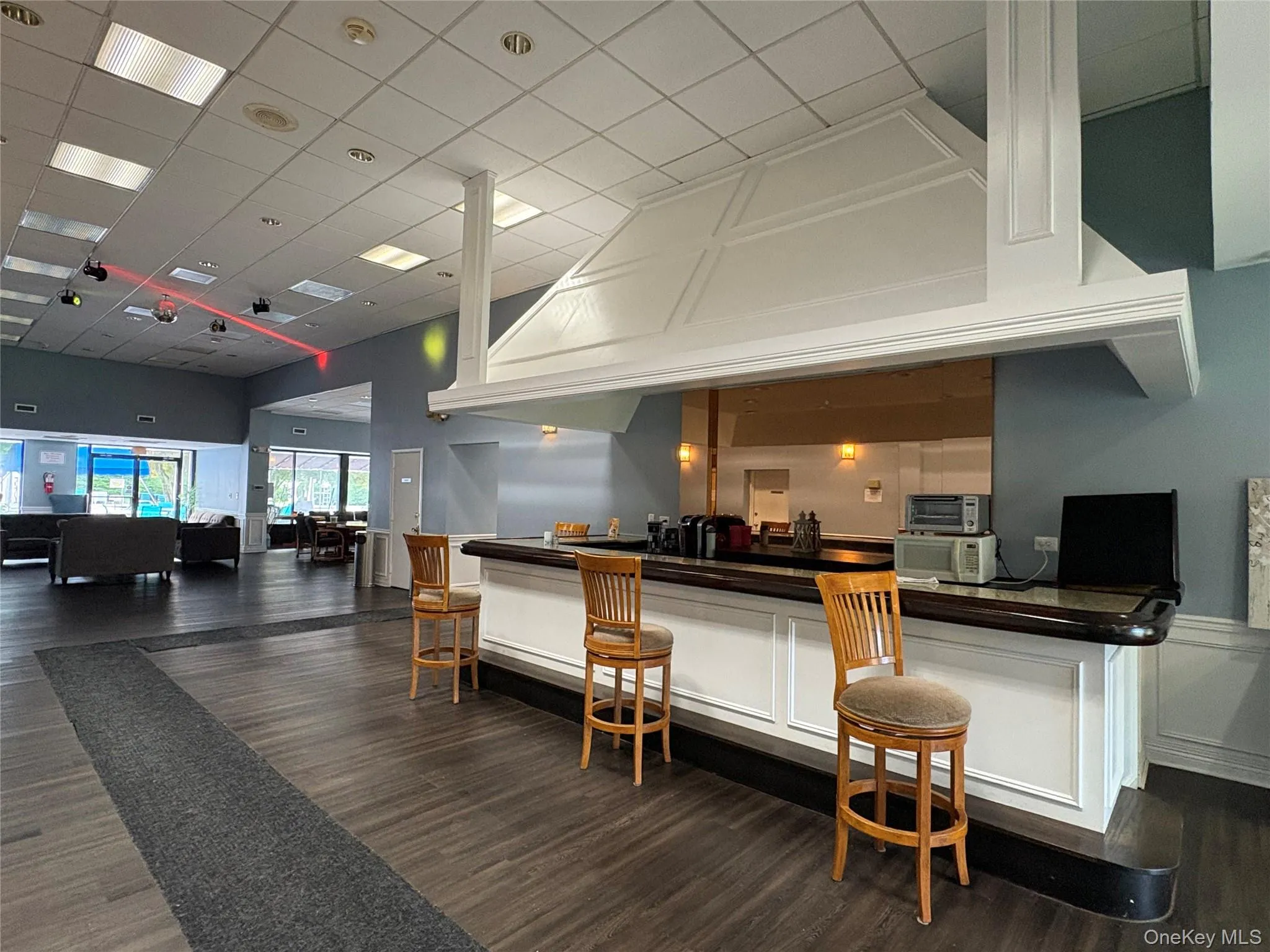 Bar in the Clubhouse Bar in the Clubhouse