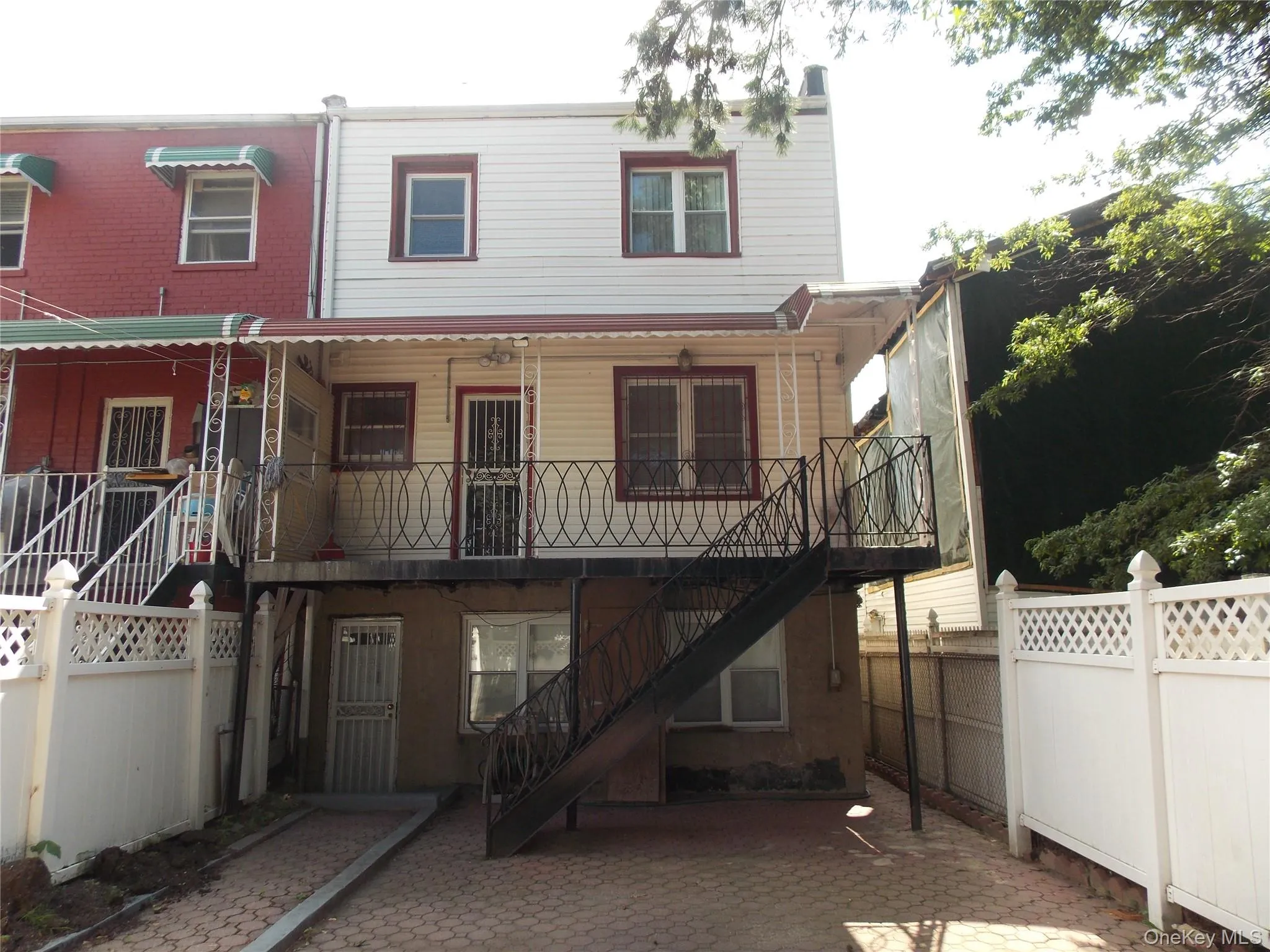 2927 Throop Avenue, New York, NY, 1 Bedroom Bedrooms, 3 Room Rooms,1 BathroomBathrooms,Residential Lease,For Rent,Throop,0,1049086 2927 Throop Avenue, New York, NY, 1 Bedroom Bedrooms, 3 Room Rooms,1 BathroomBathrooms,Residential Lease,For Rent,Throop,0,1049086