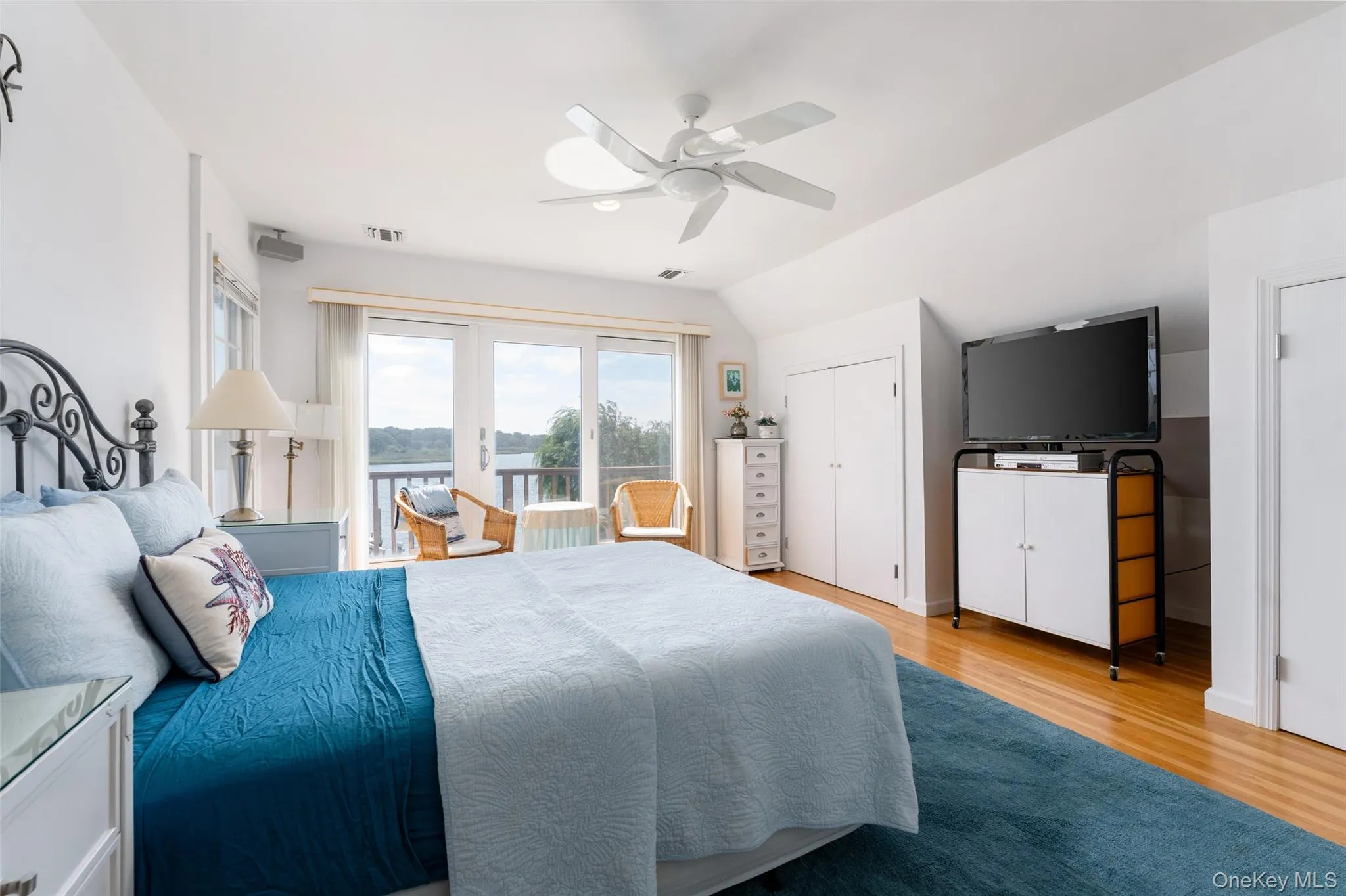 38 Old Fort Lane, Southampton, NY, 3 Bedrooms Bedrooms, 9 Rooms Rooms,3 BathroomsBathrooms,Residential,For Rent,Old Fort,0,1049087 38 Old Fort Lane, Southampton, NY, 3 Bedrooms Bedrooms, 9 Rooms Rooms,3 BathroomsBathrooms,Residential,For Rent,Old Fort,0,1049087