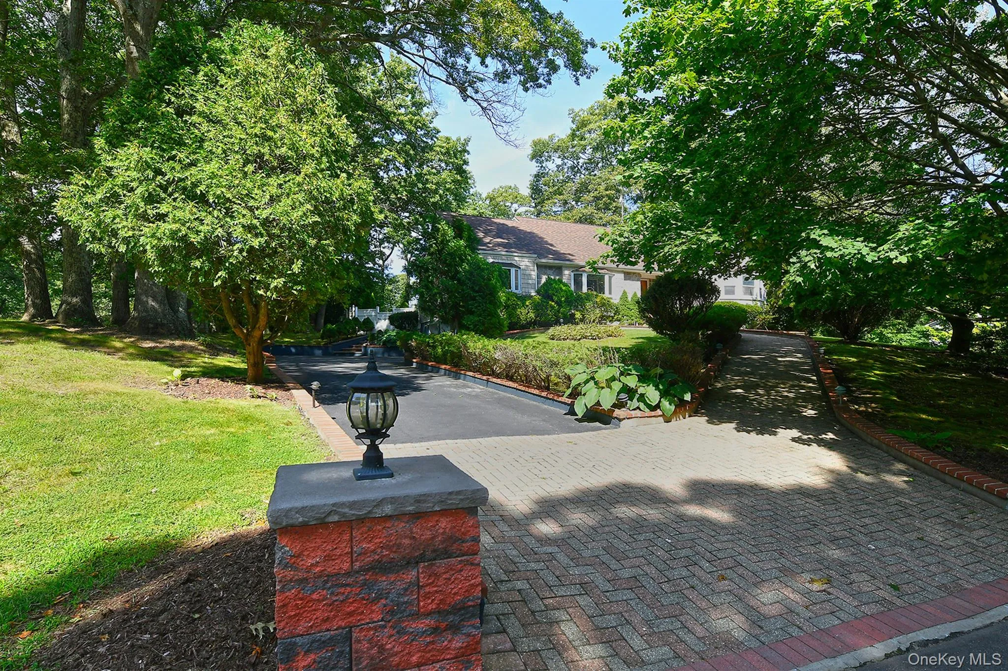 4 Village Hill Drive, Huntington, NY, 5 Bedrooms Bedrooms, 10 Rooms Rooms,4 BathroomsBathrooms,Residential,For Rent,Village Hill,0,1049094 4 Village Hill Drive, Huntington, NY, 5 Bedrooms Bedrooms, 10 Rooms Rooms,4 BathroomsBathrooms,Residential,For Rent,Village Hill,0,1049094