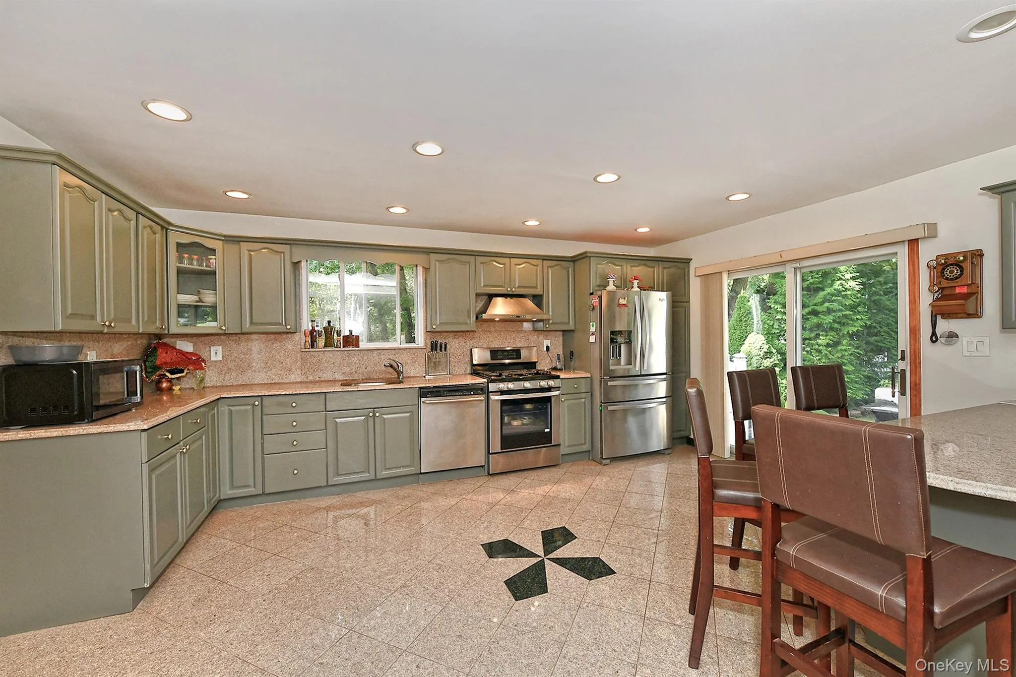 4 Village Hill Drive, Huntington, NY, 5 Bedrooms Bedrooms, 10 Rooms Rooms,4 BathroomsBathrooms,Residential,For Rent,Village Hill,0,1049094 4 Village Hill Drive, Huntington, NY, 5 Bedrooms Bedrooms, 10 Rooms Rooms,4 BathroomsBathrooms,Residential,For Rent,Village Hill,0,1049094
