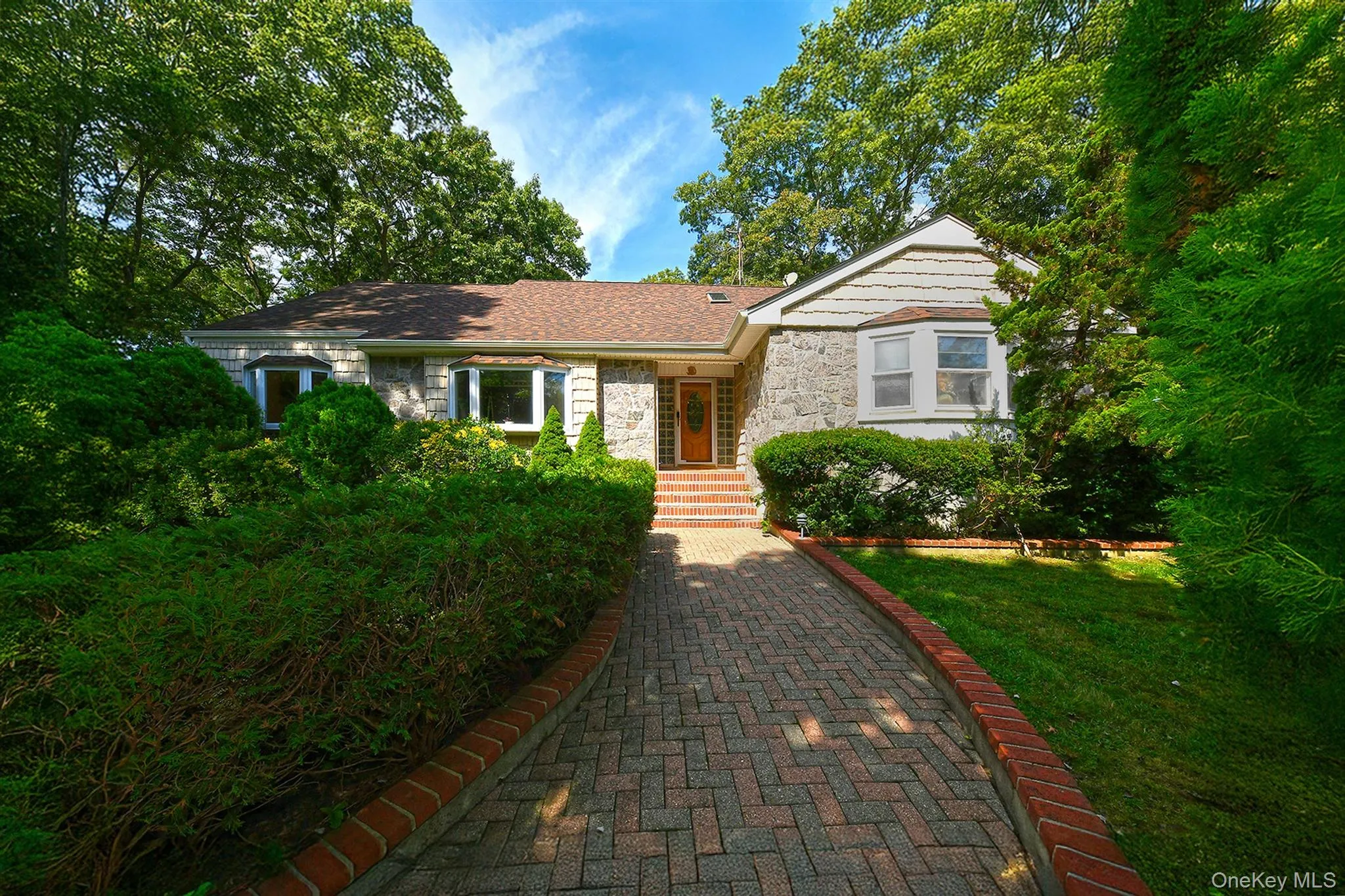 4 Village Hill Drive, Huntington, NY, 5 Bedrooms Bedrooms, 10 Rooms Rooms,4 BathroomsBathrooms,Residential,For Rent,Village Hill,0,1049094 4 Village Hill Drive, Huntington, NY, 5 Bedrooms Bedrooms, 10 Rooms Rooms,4 BathroomsBathrooms,Residential,For Rent,Village Hill,0,1049094