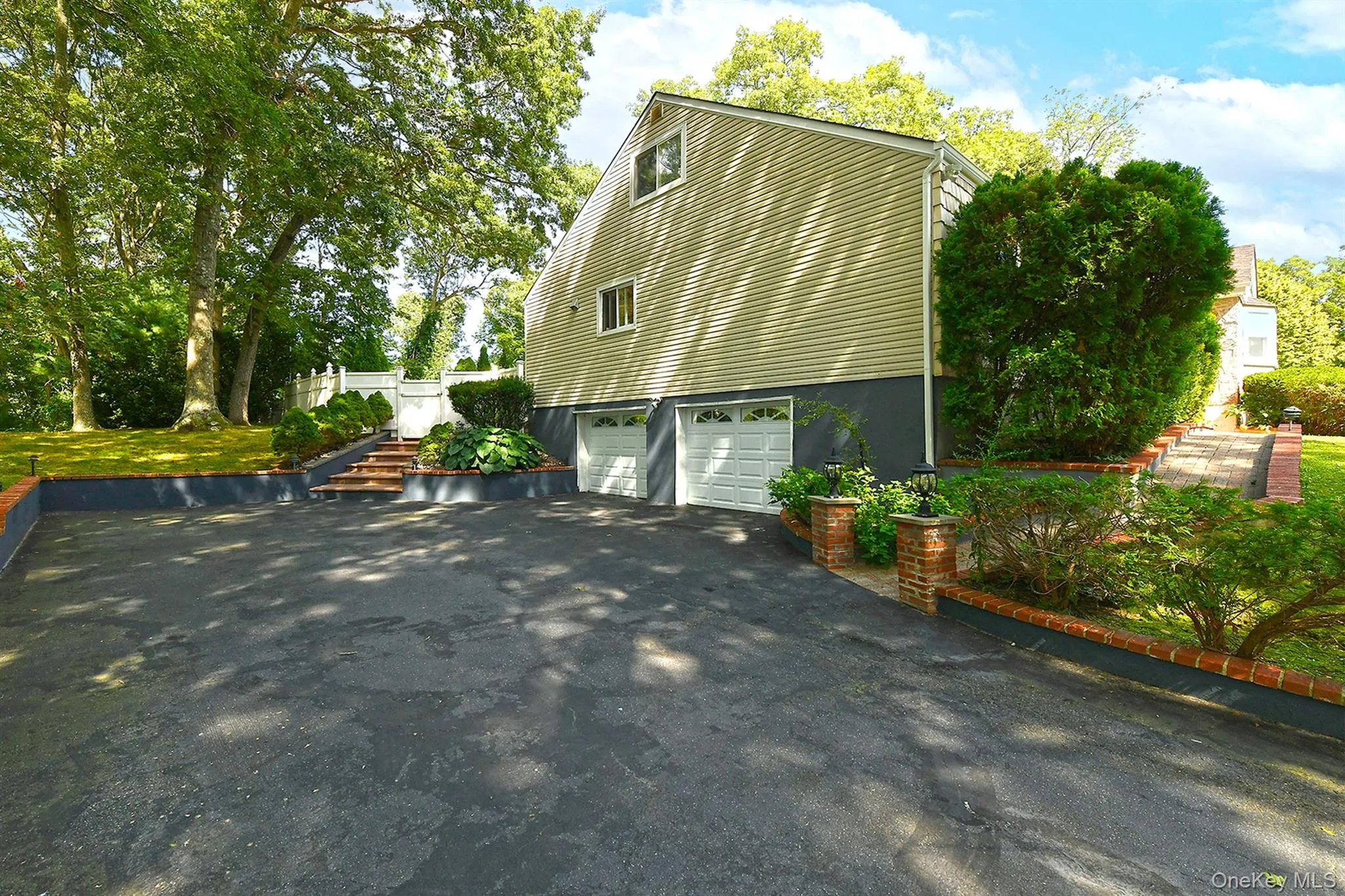 4 Village Hill Drive, Huntington, NY, 5 Bedrooms Bedrooms, 10 Rooms Rooms,4 BathroomsBathrooms,Residential,For Rent,Village Hill,0,1049094 4 Village Hill Drive, Huntington, NY, 5 Bedrooms Bedrooms, 10 Rooms Rooms,4 BathroomsBathrooms,Residential,For Rent,Village Hill,0,1049094