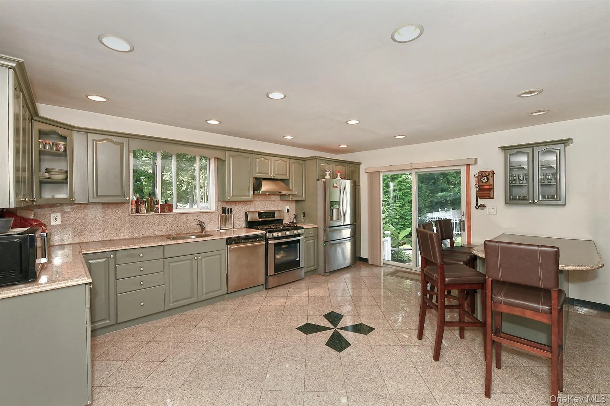 4 Village Hill Drive, Huntington, NY, 5 Bedrooms Bedrooms, 10 Rooms Rooms,4 BathroomsBathrooms,Residential,For Rent,Village Hill,0,1049094 4 Village Hill Drive, Huntington, NY, 5 Bedrooms Bedrooms, 10 Rooms Rooms,4 BathroomsBathrooms,Residential,For Rent,Village Hill,0,1049094