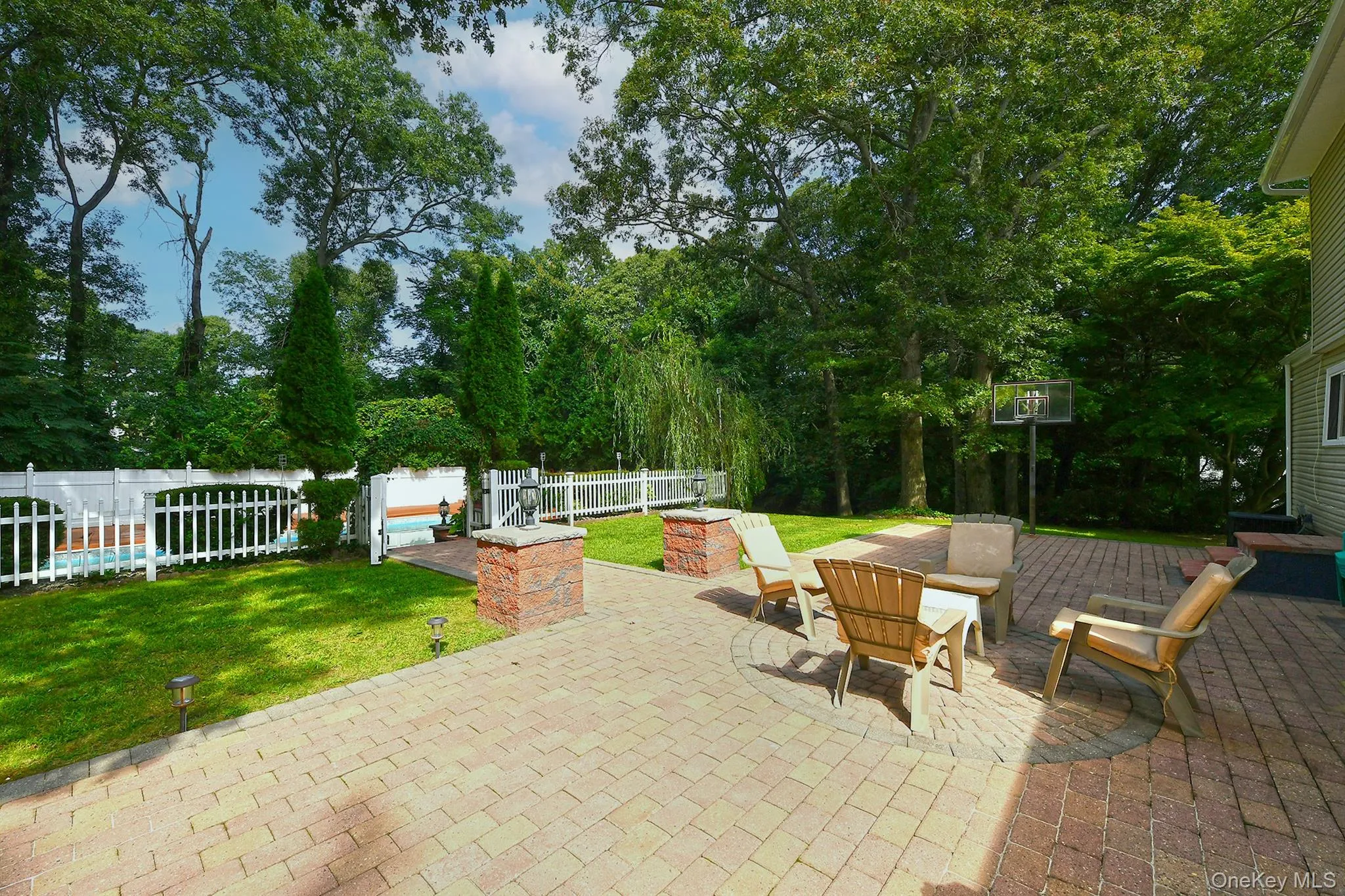 4 Village Hill Drive, Huntington, NY, 5 Bedrooms Bedrooms, 10 Rooms Rooms,4 BathroomsBathrooms,Residential,For Rent,Village Hill,0,1049094 4 Village Hill Drive, Huntington, NY, 5 Bedrooms Bedrooms, 10 Rooms Rooms,4 BathroomsBathrooms,Residential,For Rent,Village Hill,0,1049094