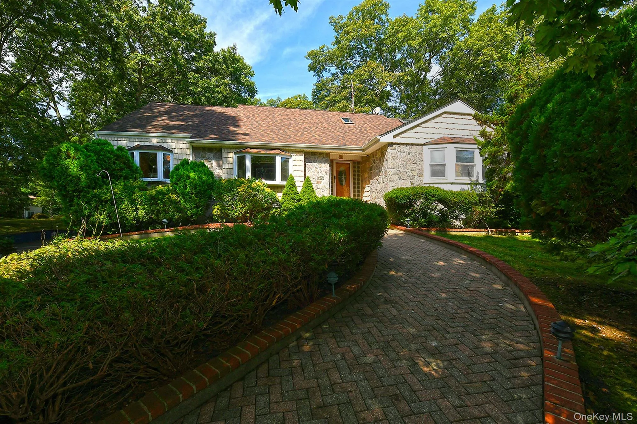 4 Village Hill Drive, Huntington, NY, 5 Bedrooms Bedrooms, 10 Rooms Rooms,4 BathroomsBathrooms,Residential,For Rent,Village Hill,0,1049094 4 Village Hill Drive, Huntington, NY, 5 Bedrooms Bedrooms, 10 Rooms Rooms,4 BathroomsBathrooms,Residential,For Rent,Village Hill,0,1049094