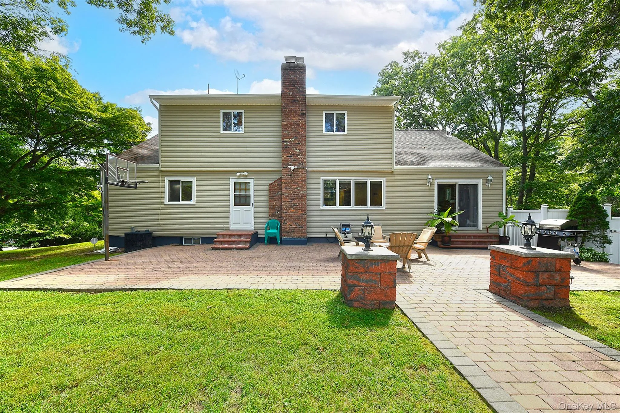 4 Village Hill Drive, Huntington, NY, 5 Bedrooms Bedrooms, 10 Rooms Rooms,4 BathroomsBathrooms,Residential,For Rent,Village Hill,0,1049094 4 Village Hill Drive, Huntington, NY, 5 Bedrooms Bedrooms, 10 Rooms Rooms,4 BathroomsBathrooms,Residential,For Rent,Village Hill,0,1049094