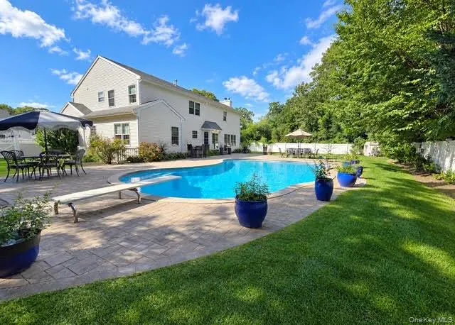 5 Keystone Court, Smithtown, NY, 5 Bedrooms Bedrooms, 14 Rooms Rooms,3 BathroomsBathrooms,Residential,For Rent,Keystone,0,1049096 5 Keystone Court, Smithtown, NY, 5 Bedrooms Bedrooms, 14 Rooms Rooms,3 BathroomsBathrooms,Residential,For Rent,Keystone,0,1049096