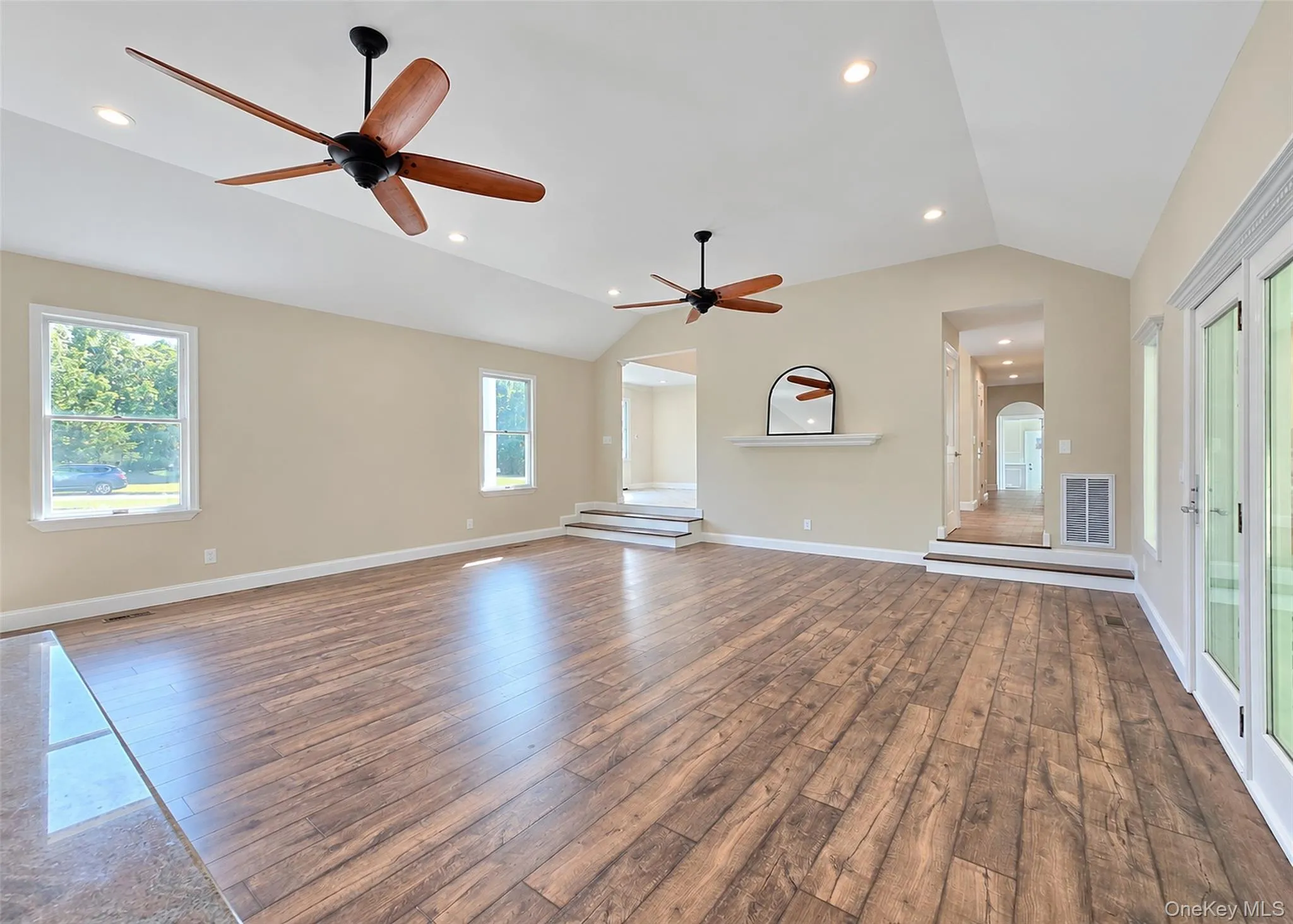 19 Victoria Lane, Brookhaven, NY, 4 Bedrooms Bedrooms, 9 Rooms Rooms,3 BathroomsBathrooms,Residential,For Rent,Victoria,0,1049098 19 Victoria Lane, Brookhaven, NY, 4 Bedrooms Bedrooms, 9 Rooms Rooms,3 BathroomsBathrooms,Residential,For Rent,Victoria,0,1049098