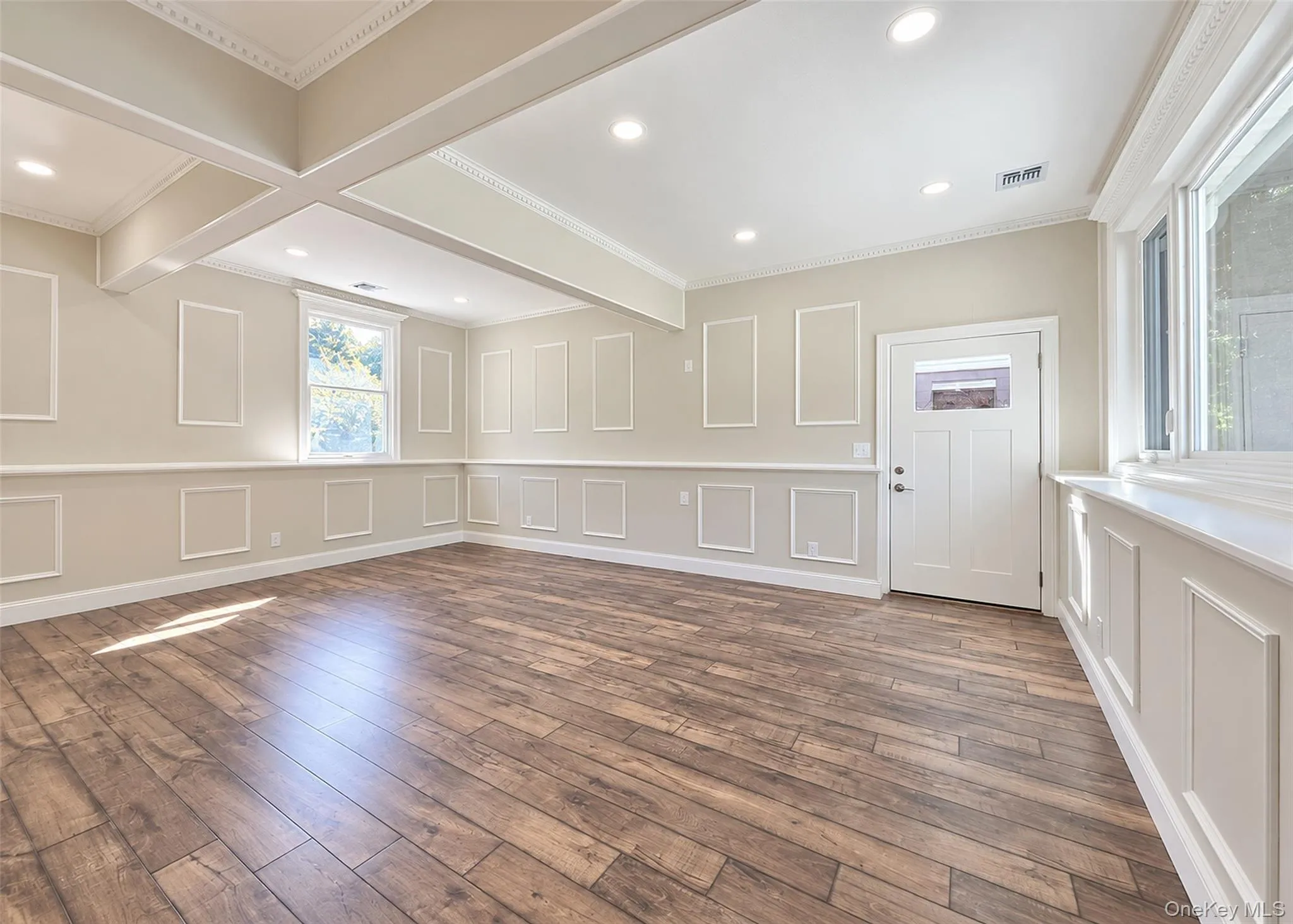 19 Victoria Lane, Brookhaven, NY, 4 Bedrooms Bedrooms, 9 Rooms Rooms,3 BathroomsBathrooms,Residential,For Rent,Victoria,0,1049098 19 Victoria Lane, Brookhaven, NY, 4 Bedrooms Bedrooms, 9 Rooms Rooms,3 BathroomsBathrooms,Residential,For Rent,Victoria,0,1049098