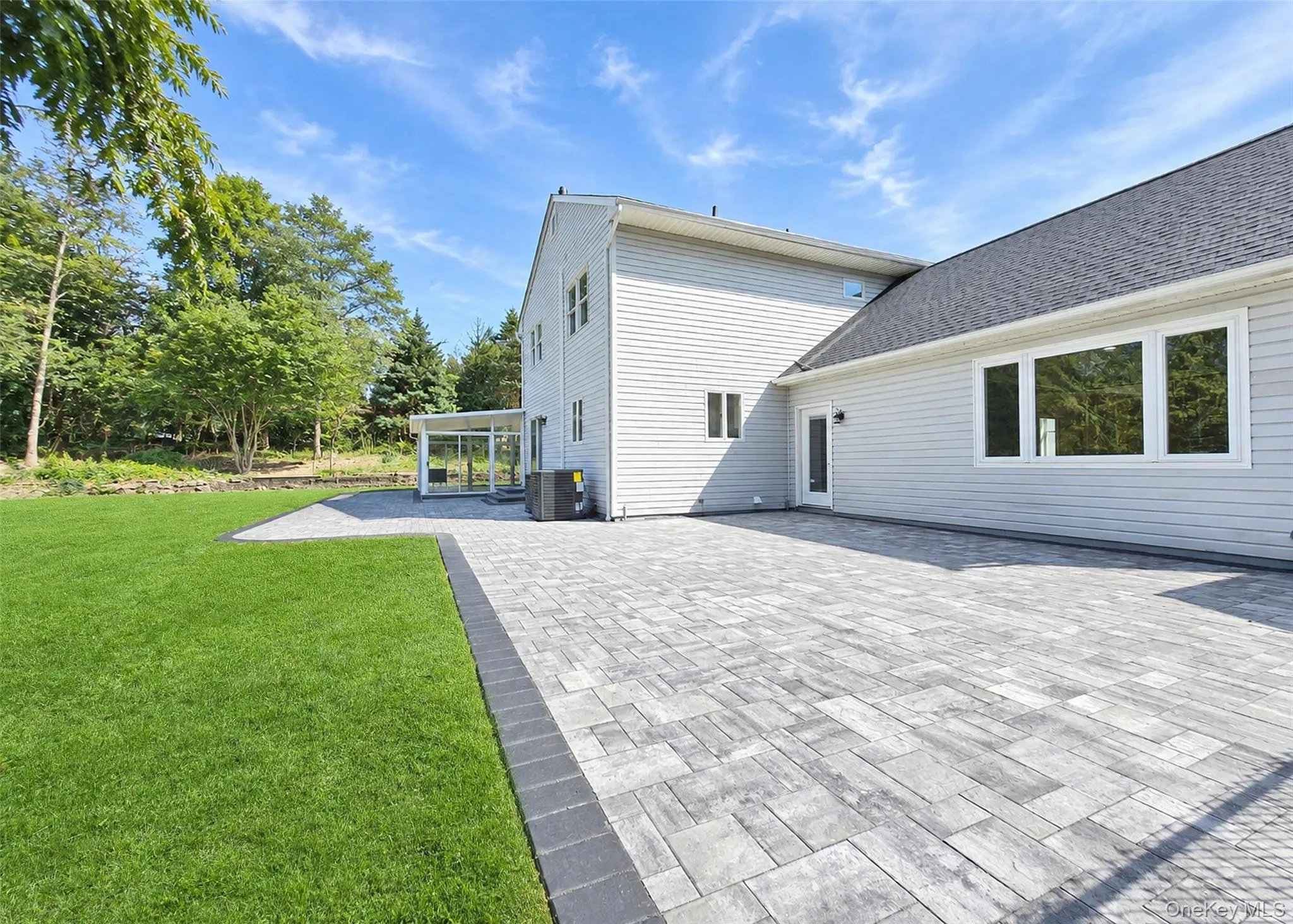 19 Victoria Lane, Brookhaven, NY, 4 Bedrooms Bedrooms, 9 Rooms Rooms,3 BathroomsBathrooms,Residential,For Rent,Victoria,0,1049098 19 Victoria Lane, Brookhaven, NY, 4 Bedrooms Bedrooms, 9 Rooms Rooms,3 BathroomsBathrooms,Residential,For Rent,Victoria,0,1049098