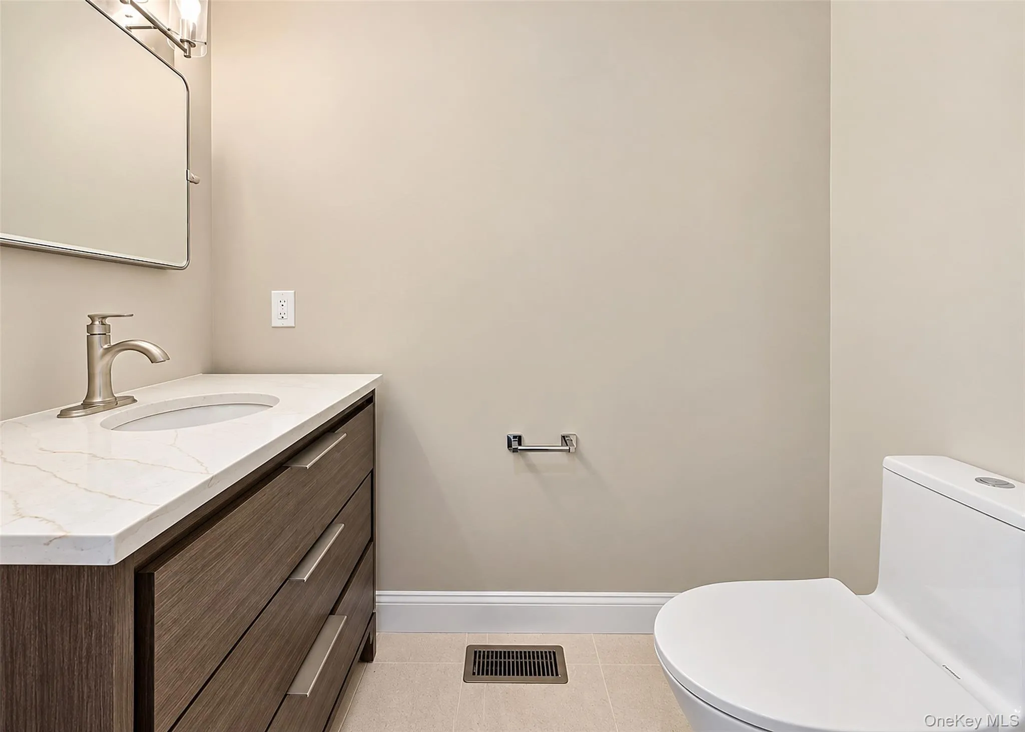 19 Victoria Lane, Brookhaven, NY, 4 Bedrooms Bedrooms, 9 Rooms Rooms,3 BathroomsBathrooms,Residential,For Rent,Victoria,0,1049098 19 Victoria Lane, Brookhaven, NY, 4 Bedrooms Bedrooms, 9 Rooms Rooms,3 BathroomsBathrooms,Residential,For Rent,Victoria,0,1049098