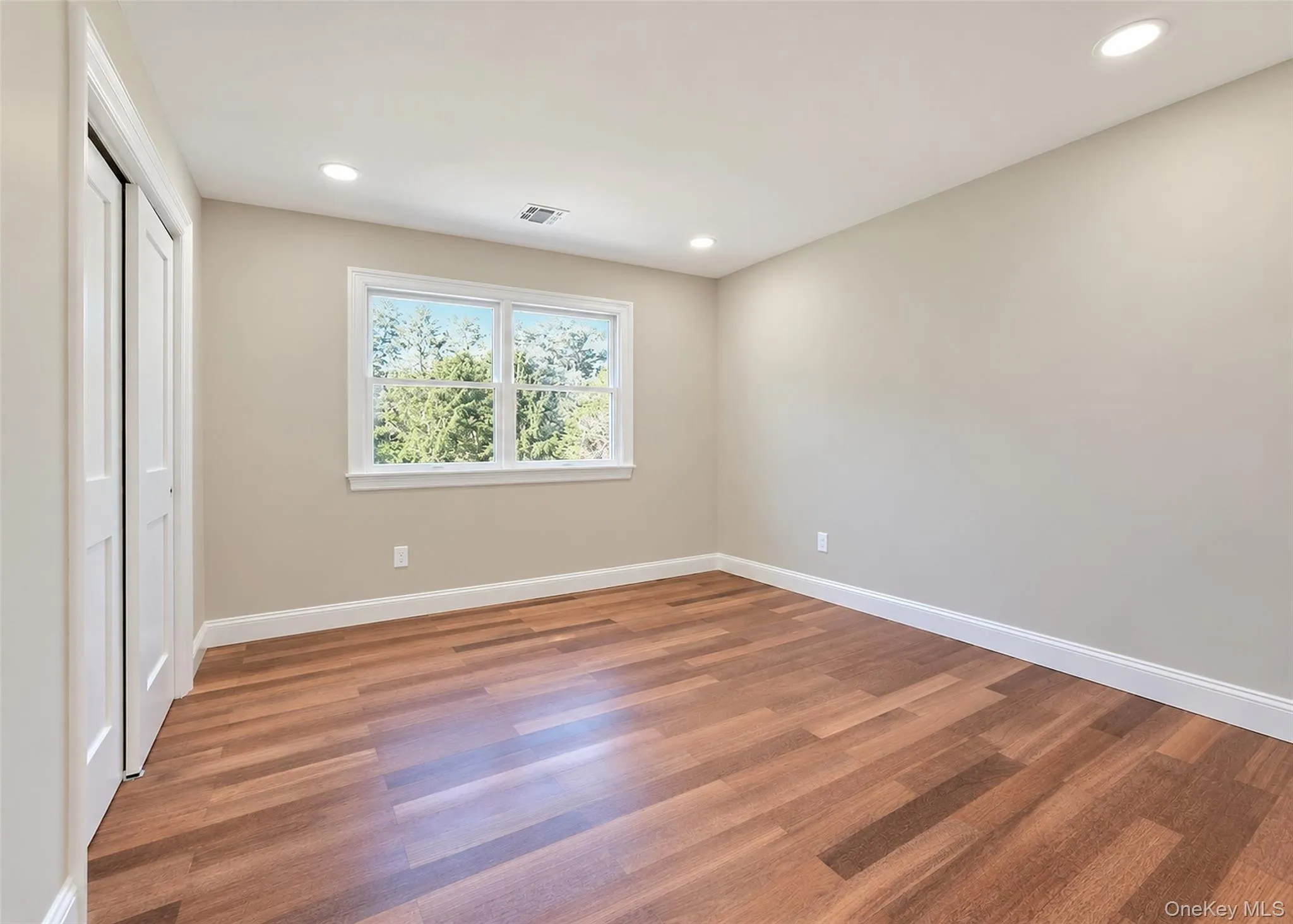 19 Victoria Lane, Brookhaven, NY, 4 Bedrooms Bedrooms, 9 Rooms Rooms,3 BathroomsBathrooms,Residential,For Rent,Victoria,0,1049098 19 Victoria Lane, Brookhaven, NY, 4 Bedrooms Bedrooms, 9 Rooms Rooms,3 BathroomsBathrooms,Residential,For Rent,Victoria,0,1049098