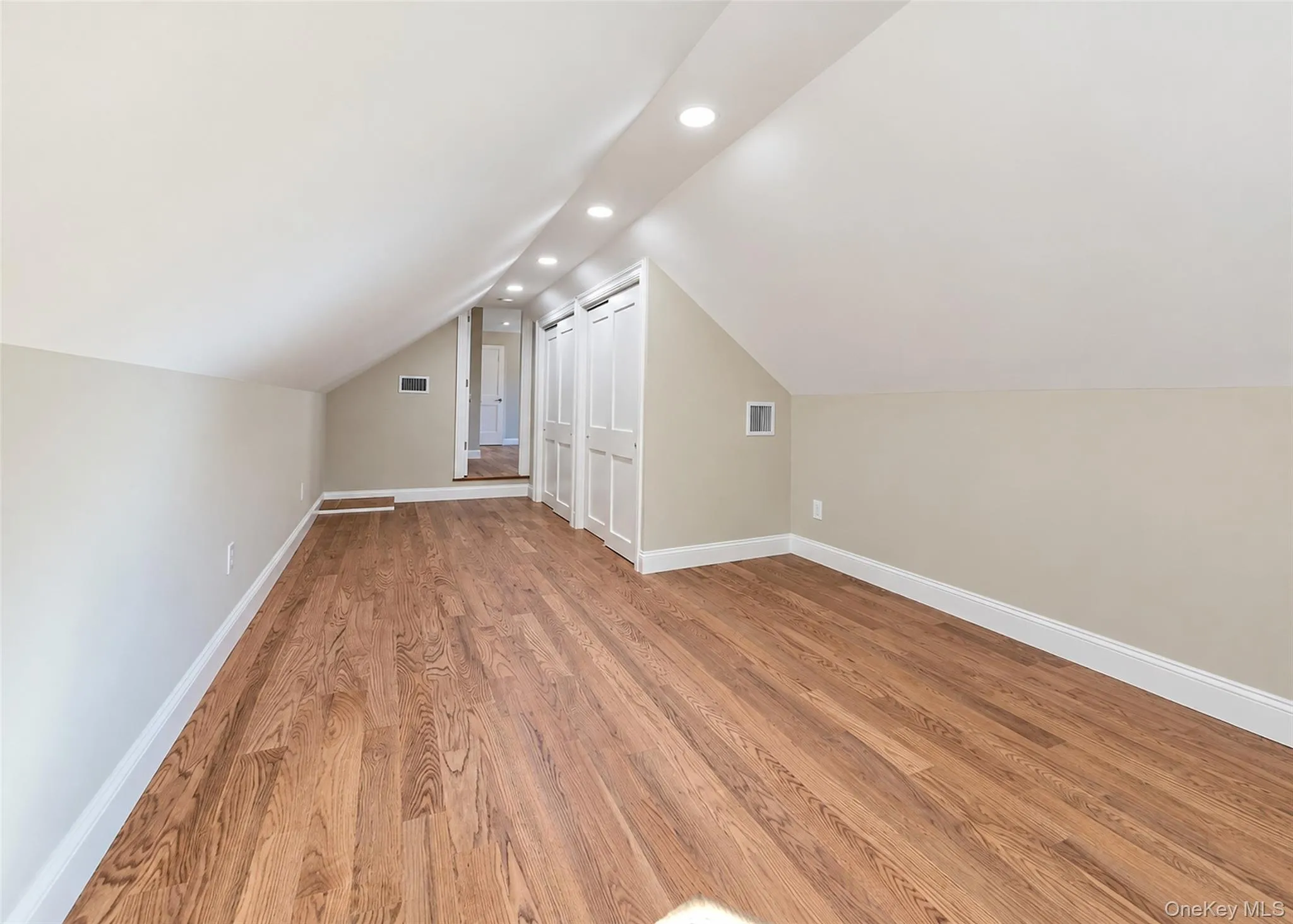 19 Victoria Lane, Brookhaven, NY, 4 Bedrooms Bedrooms, 9 Rooms Rooms,3 BathroomsBathrooms,Residential,For Rent,Victoria,0,1049098 19 Victoria Lane, Brookhaven, NY, 4 Bedrooms Bedrooms, 9 Rooms Rooms,3 BathroomsBathrooms,Residential,For Rent,Victoria,0,1049098