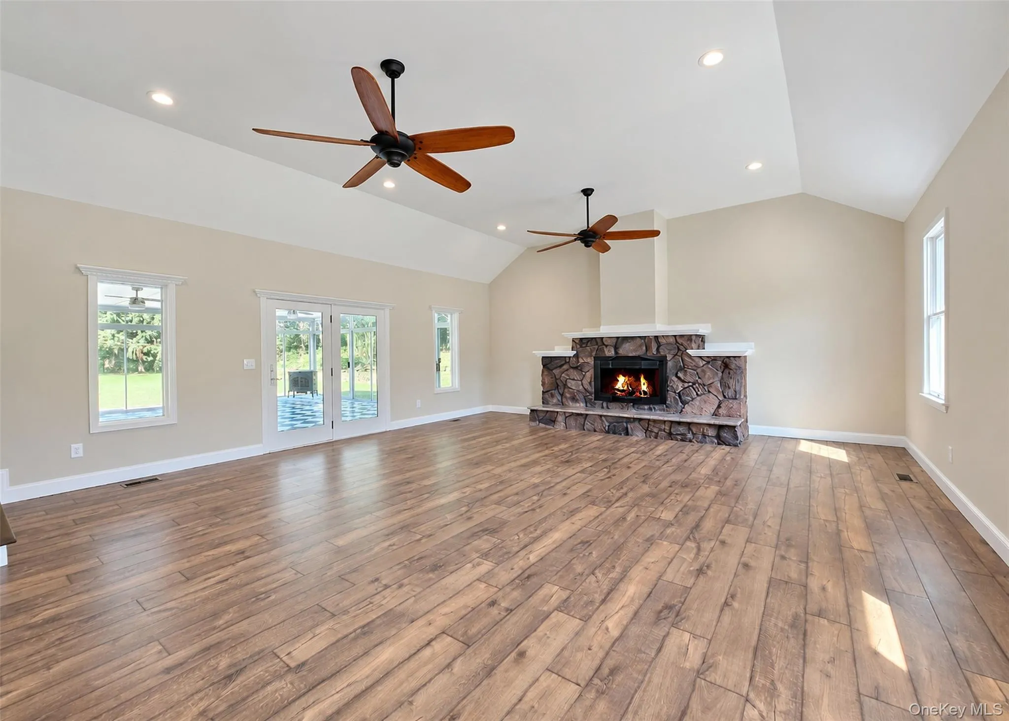 19 Victoria Lane, Brookhaven, NY, 4 Bedrooms Bedrooms, 9 Rooms Rooms,3 BathroomsBathrooms,Residential,For Rent,Victoria,0,1049098 19 Victoria Lane, Brookhaven, NY, 4 Bedrooms Bedrooms, 9 Rooms Rooms,3 BathroomsBathrooms,Residential,For Rent,Victoria,0,1049098