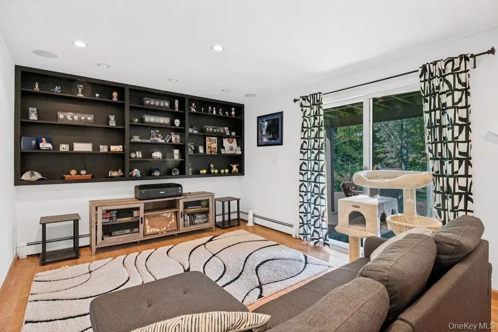 142 Loder Road, Yorktown, NY, 4 Bedrooms Bedrooms, 9 Rooms Rooms,2 BathroomsBathrooms,Residential,For Rent,Loder,0,1049099 142 Loder Road, Yorktown, NY, 4 Bedrooms Bedrooms, 9 Rooms Rooms,2 BathroomsBathrooms,Residential,For Rent,Loder,0,1049099