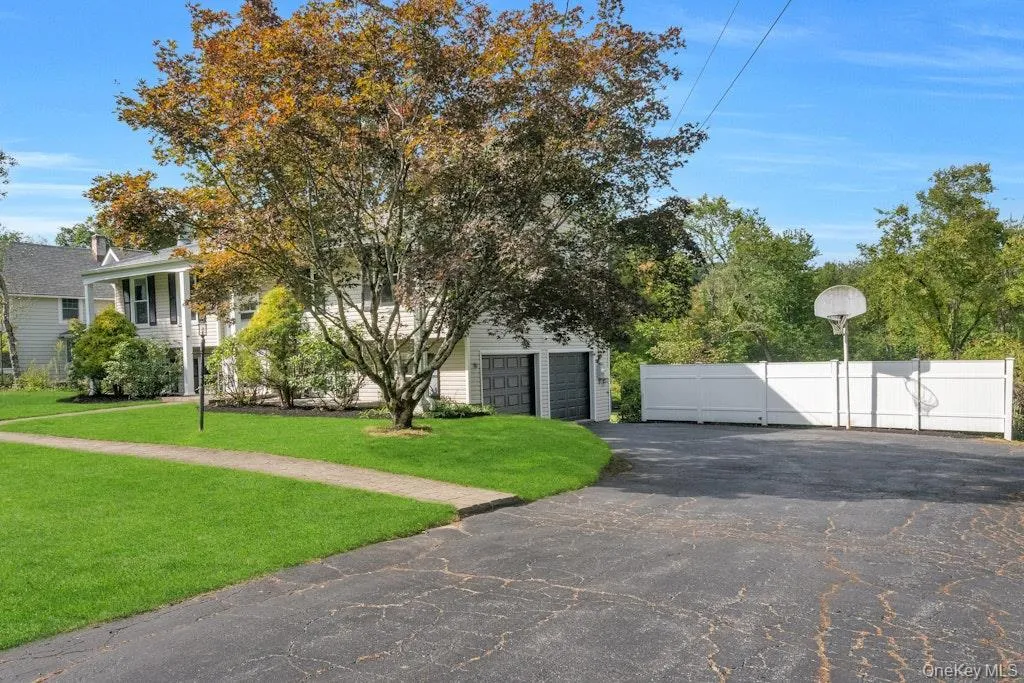 142 Loder Road, Yorktown, NY, 4 Bedrooms Bedrooms, 9 Rooms Rooms,2 BathroomsBathrooms,Residential,For Rent,Loder,0,1049099 142 Loder Road, Yorktown, NY, 4 Bedrooms Bedrooms, 9 Rooms Rooms,2 BathroomsBathrooms,Residential,For Rent,Loder,0,1049099