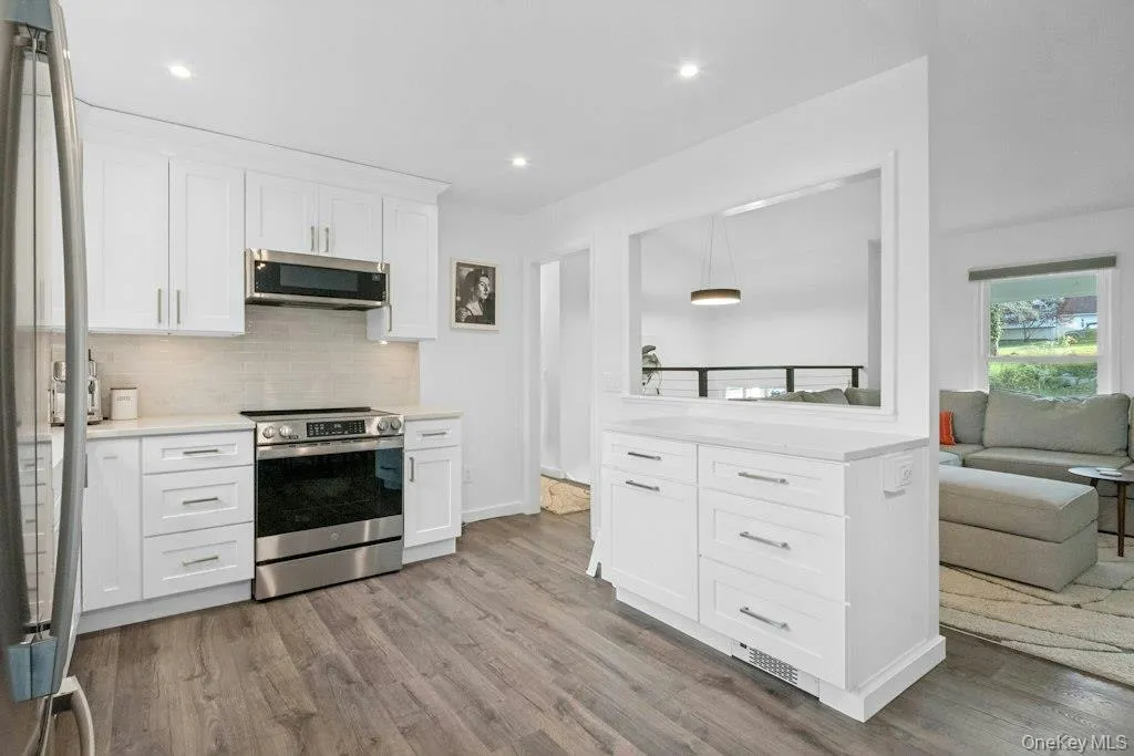 142 Loder Road, Yorktown, NY, 4 Bedrooms Bedrooms, 9 Rooms Rooms,2 BathroomsBathrooms,Residential,For Rent,Loder,0,1049099 142 Loder Road, Yorktown, NY, 4 Bedrooms Bedrooms, 9 Rooms Rooms,2 BathroomsBathrooms,Residential,For Rent,Loder,0,1049099