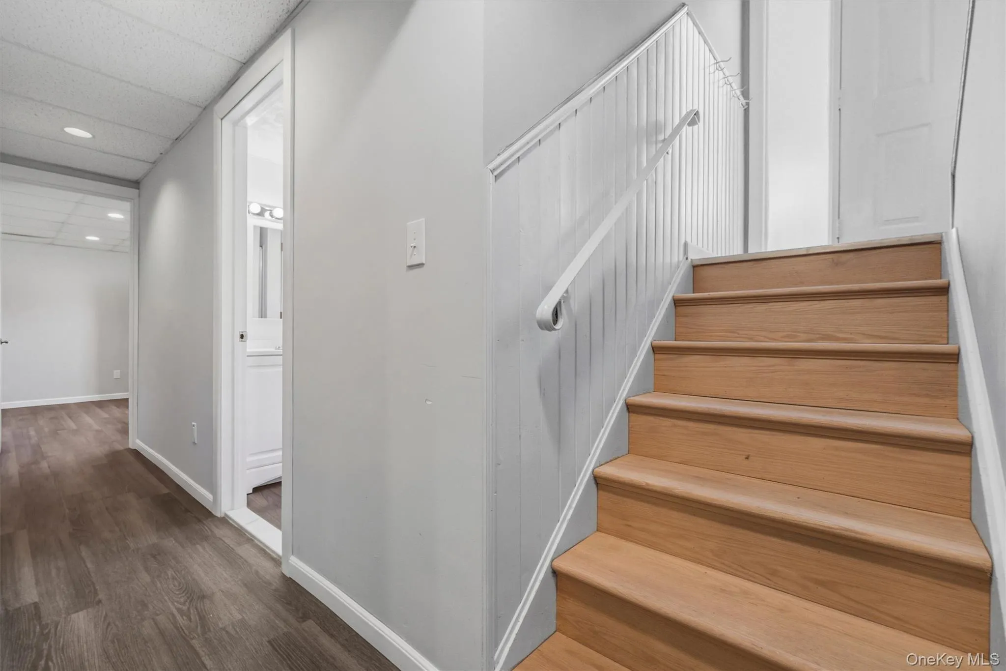 Basement also features an additional den/office with full bath Basement also features an additional den/office with full bath