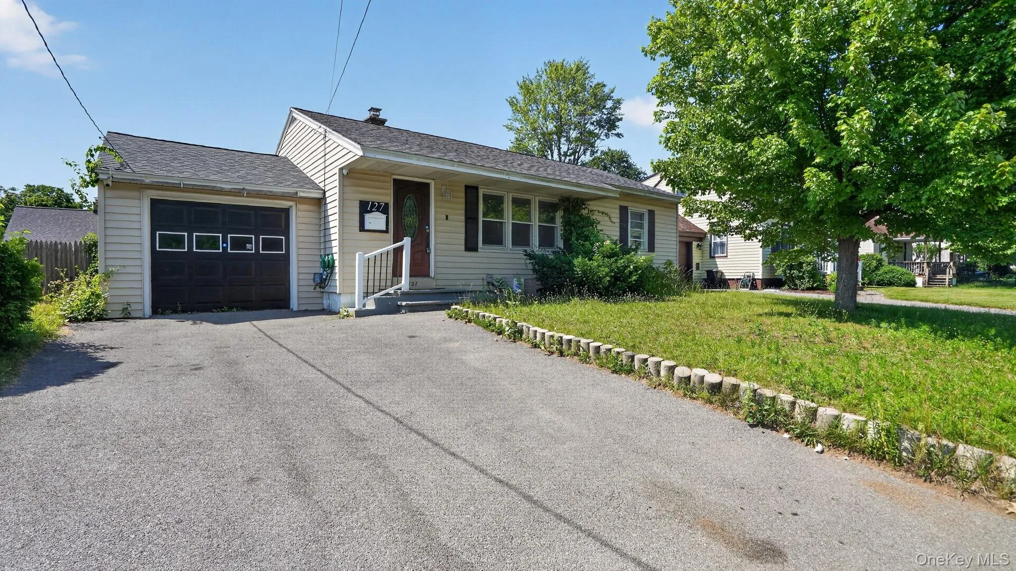 127 Park Avenue, Schenectady, NY, 3 Bedrooms Bedrooms, 4 Rooms Rooms,2 BathroomsBathrooms,Residential,For Rent,Park Avenue,0,1049111 127 Park Avenue, Schenectady, NY, 3 Bedrooms Bedrooms, 4 Rooms Rooms,2 BathroomsBathrooms,Residential,For Rent,Park Avenue,0,1049111