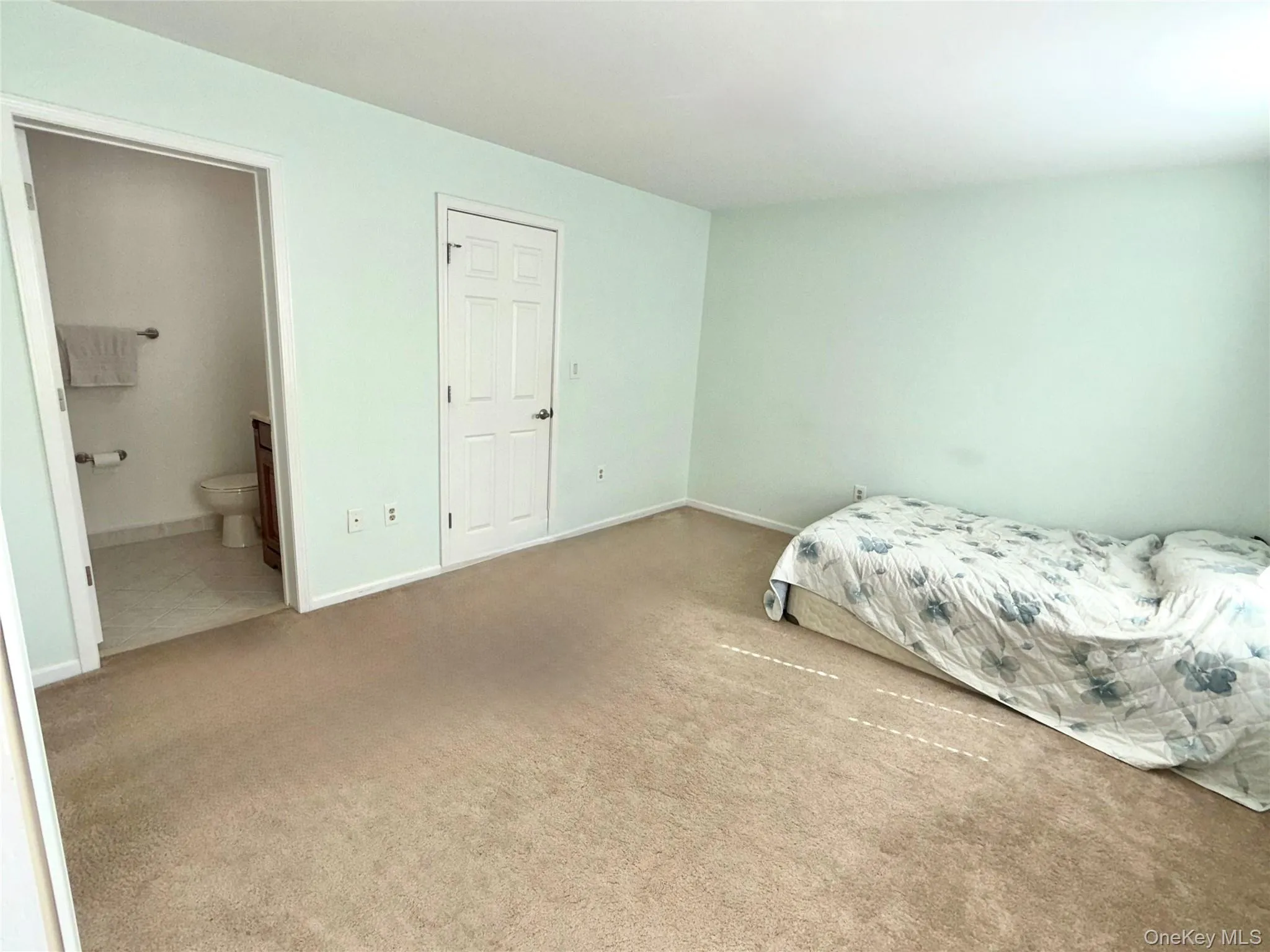 56 Foltim Way, Clarkstown, NY, 2 Bedrooms Bedrooms, 7 Rooms Rooms,2 BathroomsBathrooms,Residential,For Rent,Foltim,0,1049114 56 Foltim Way, Clarkstown, NY, 2 Bedrooms Bedrooms, 7 Rooms Rooms,2 BathroomsBathrooms,Residential,For Rent,Foltim,0,1049114