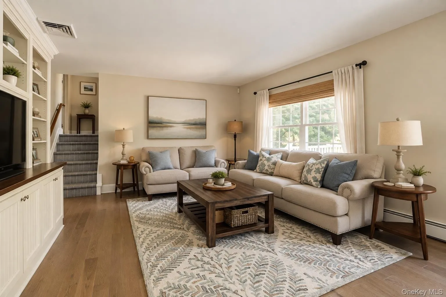 Art added with virtual staging. Art added with virtual staging.