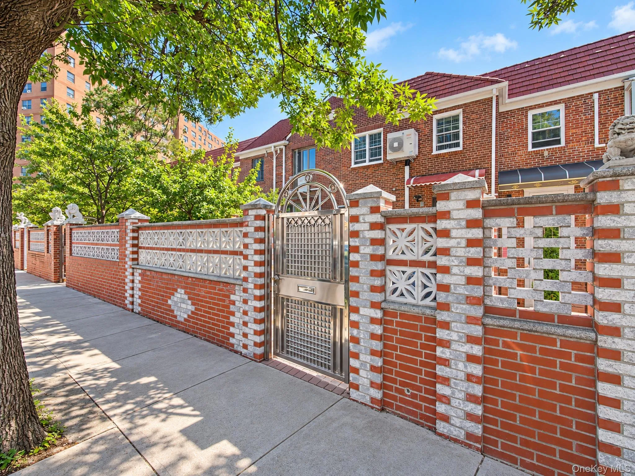 9940 64th Road, New York, NY, 3 Bedrooms Bedrooms, 10 Rooms Rooms,2 BathroomsBathrooms,Residential,For Rent,64th,0,1049116 9940 64th Road, New York, NY, 3 Bedrooms Bedrooms, 10 Rooms Rooms,2 BathroomsBathrooms,Residential,For Rent,64th,0,1049116
