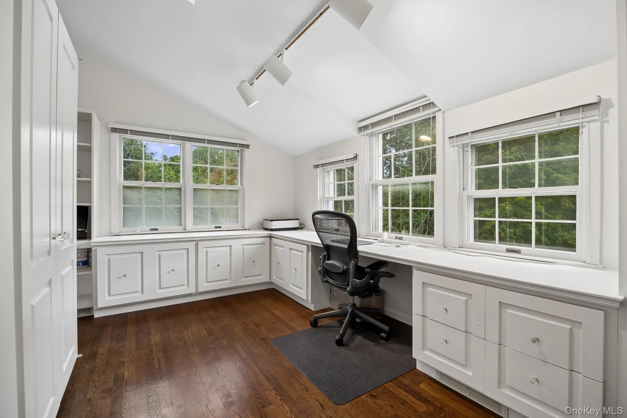25 Morris Lane, Scarsdale, NY, 5 Bedrooms Bedrooms, 13 Rooms Rooms,4 BathroomsBathrooms,Residential Lease,For Rent,Morris,0,1049121 25 Morris Lane, Scarsdale, NY, 5 Bedrooms Bedrooms, 13 Rooms Rooms,4 BathroomsBathrooms,Residential Lease,For Rent,Morris,0,1049121