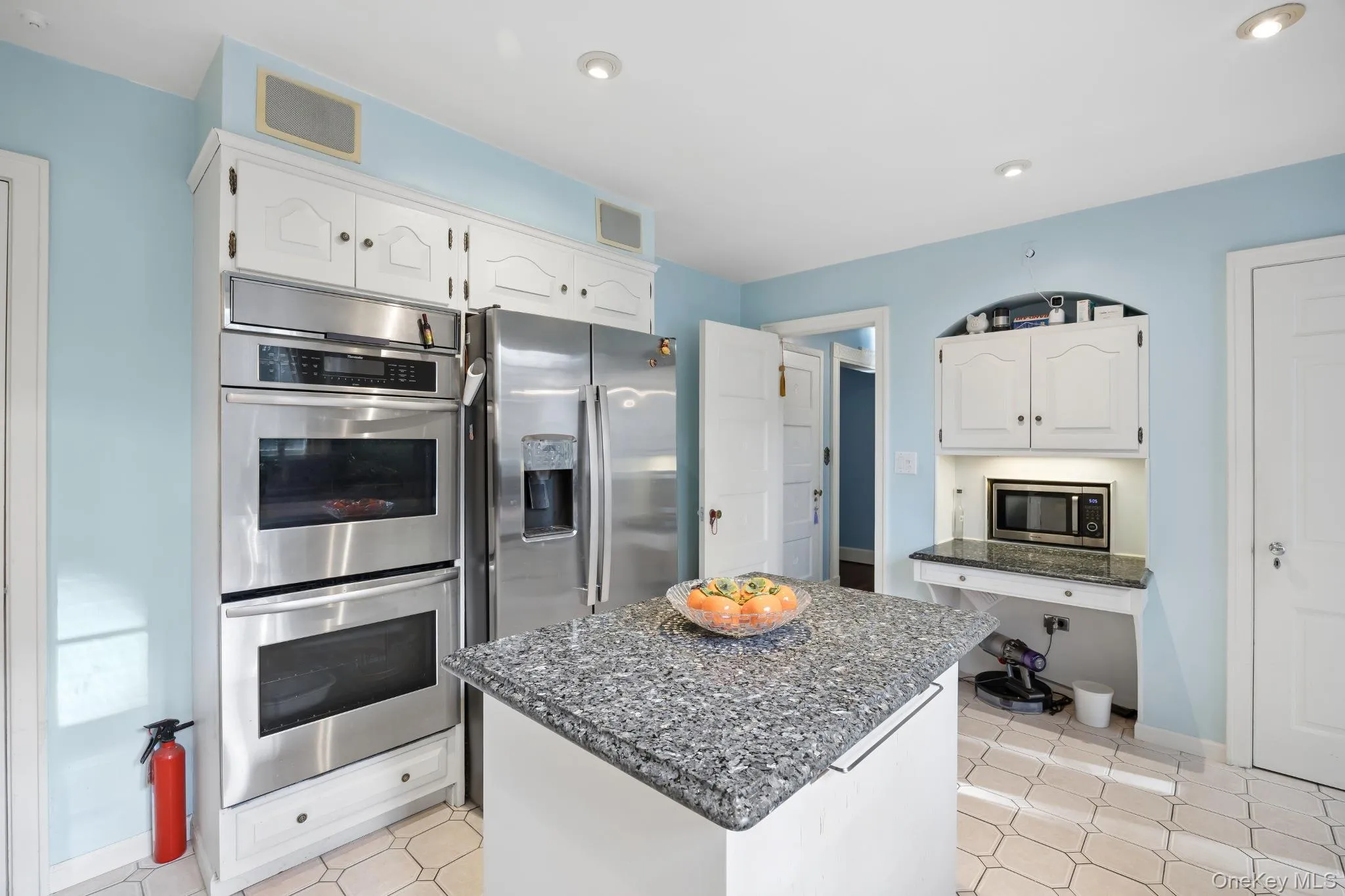 25 Morris Lane, Scarsdale, NY, 5 Bedrooms Bedrooms, 13 Rooms Rooms,4 BathroomsBathrooms,Residential Lease,For Rent,Morris,0,1049121 25 Morris Lane, Scarsdale, NY, 5 Bedrooms Bedrooms, 13 Rooms Rooms,4 BathroomsBathrooms,Residential Lease,For Rent,Morris,0,1049121