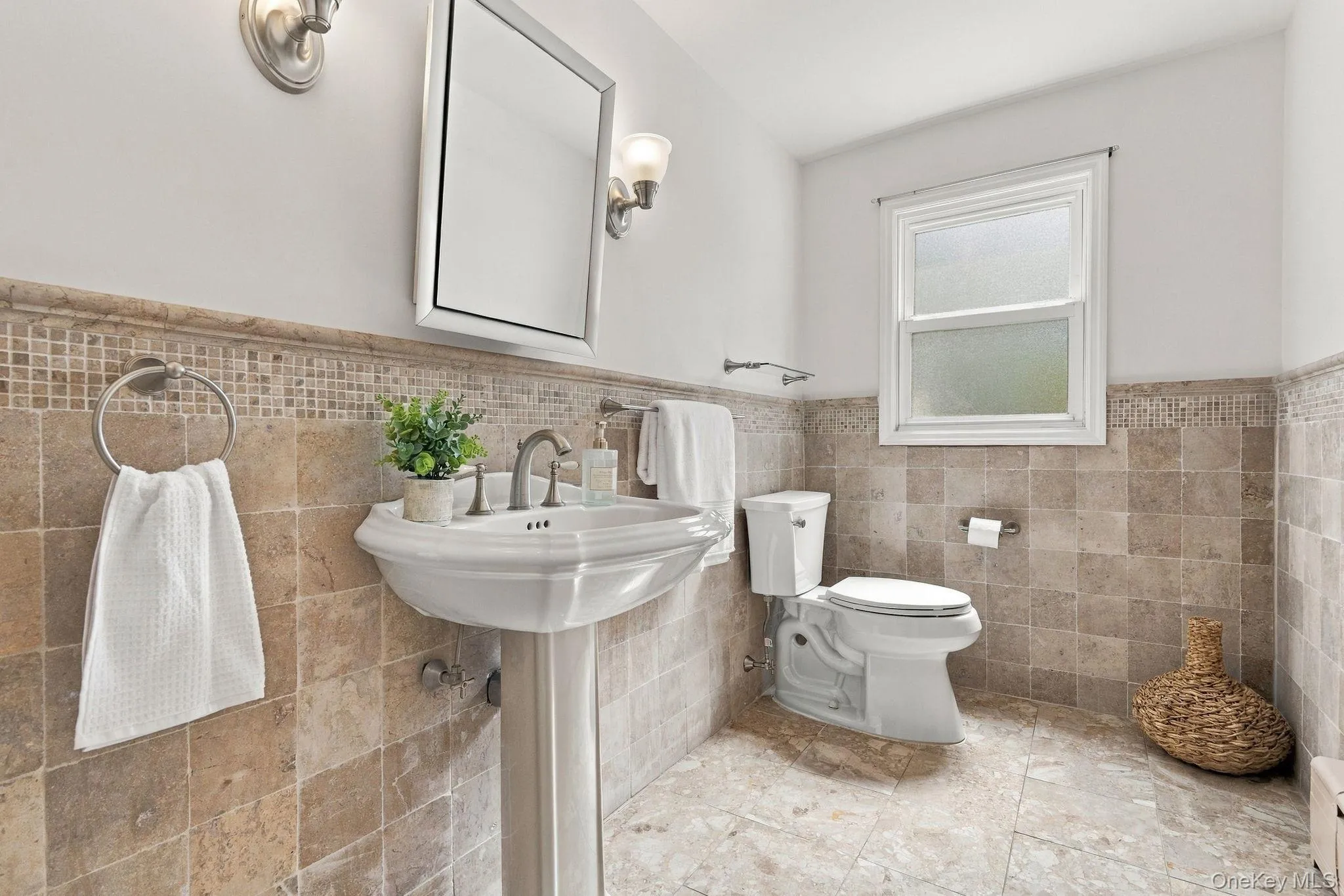 465 Old Post Road, Bedford, NY, 4 Bedrooms Bedrooms, 10 Rooms Rooms,3 BathroomsBathrooms,Residential,For Rent,Old Post,0,1049125 465 Old Post Road, Bedford, NY, 4 Bedrooms Bedrooms, 10 Rooms Rooms,3 BathroomsBathrooms,Residential,For Rent,Old Post,0,1049125